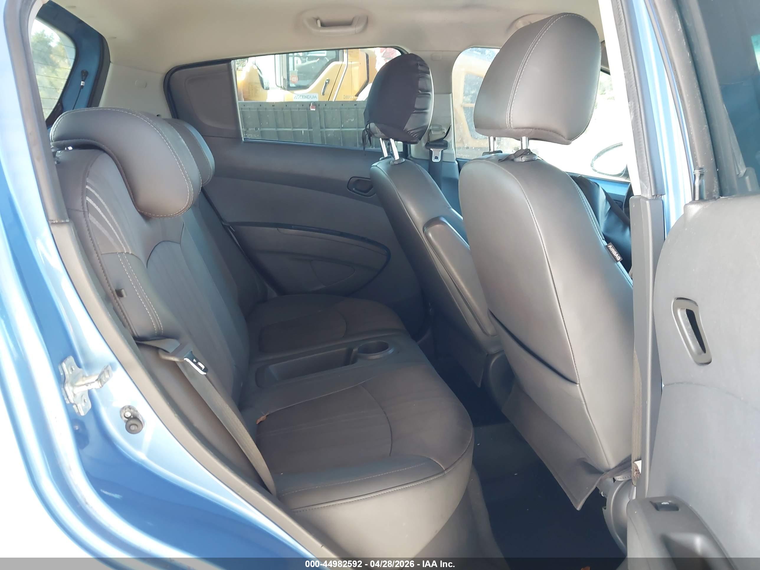 CHEVROLET SPARK image 8