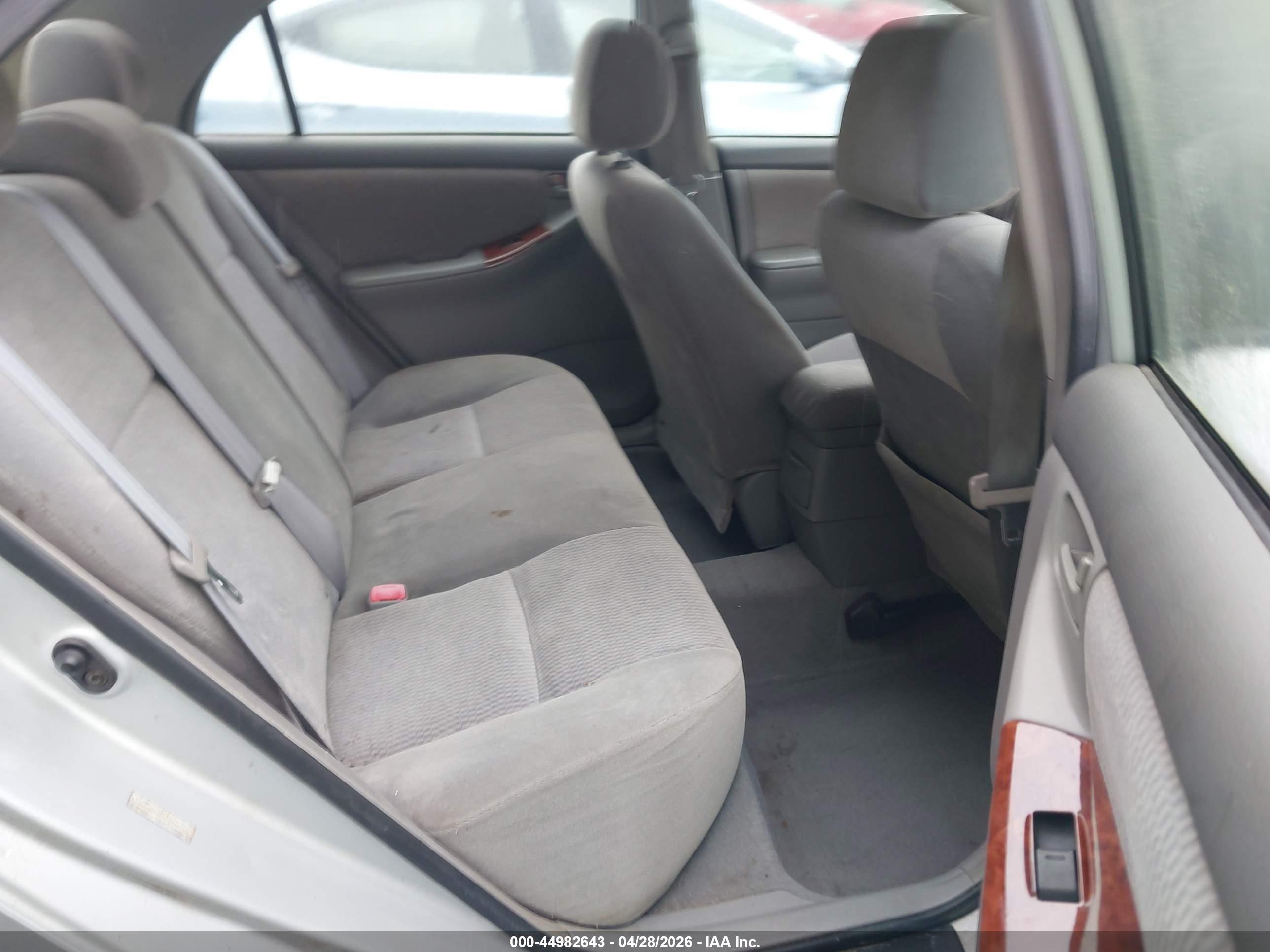 TOYOTA COROLLA image 8