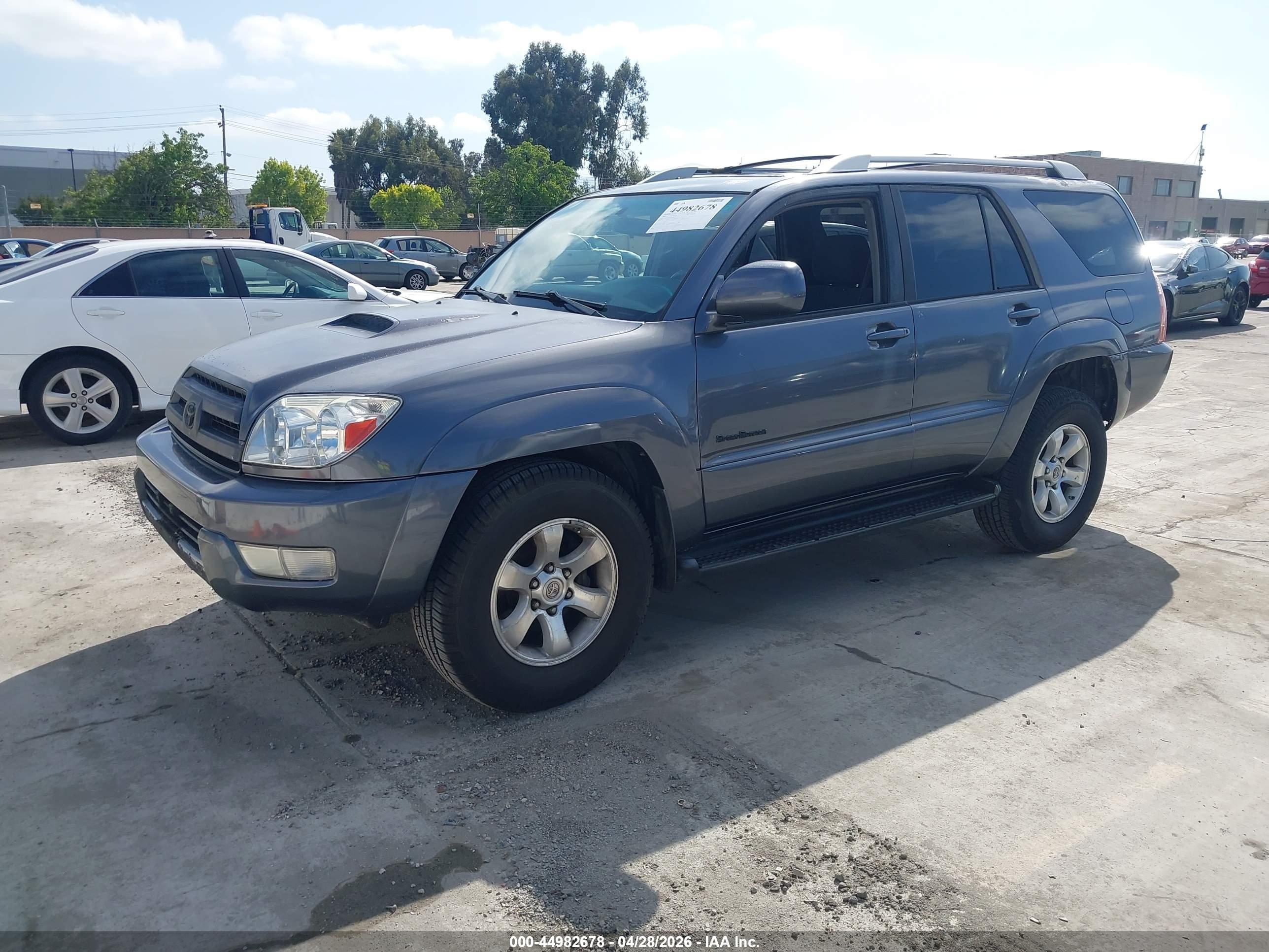 TOYOTA 4RUNNER image 2