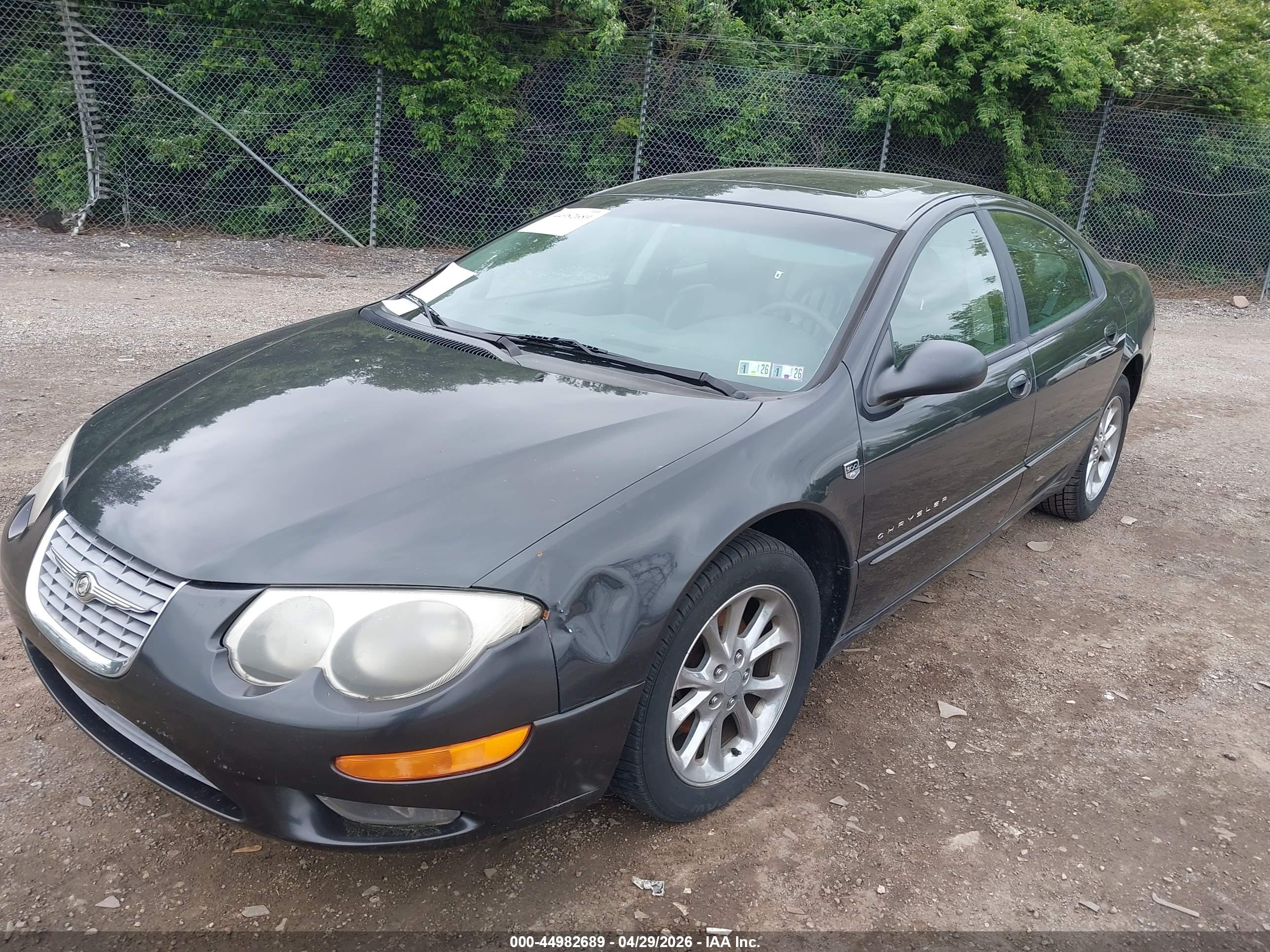 CHRYSLER 300M image 2