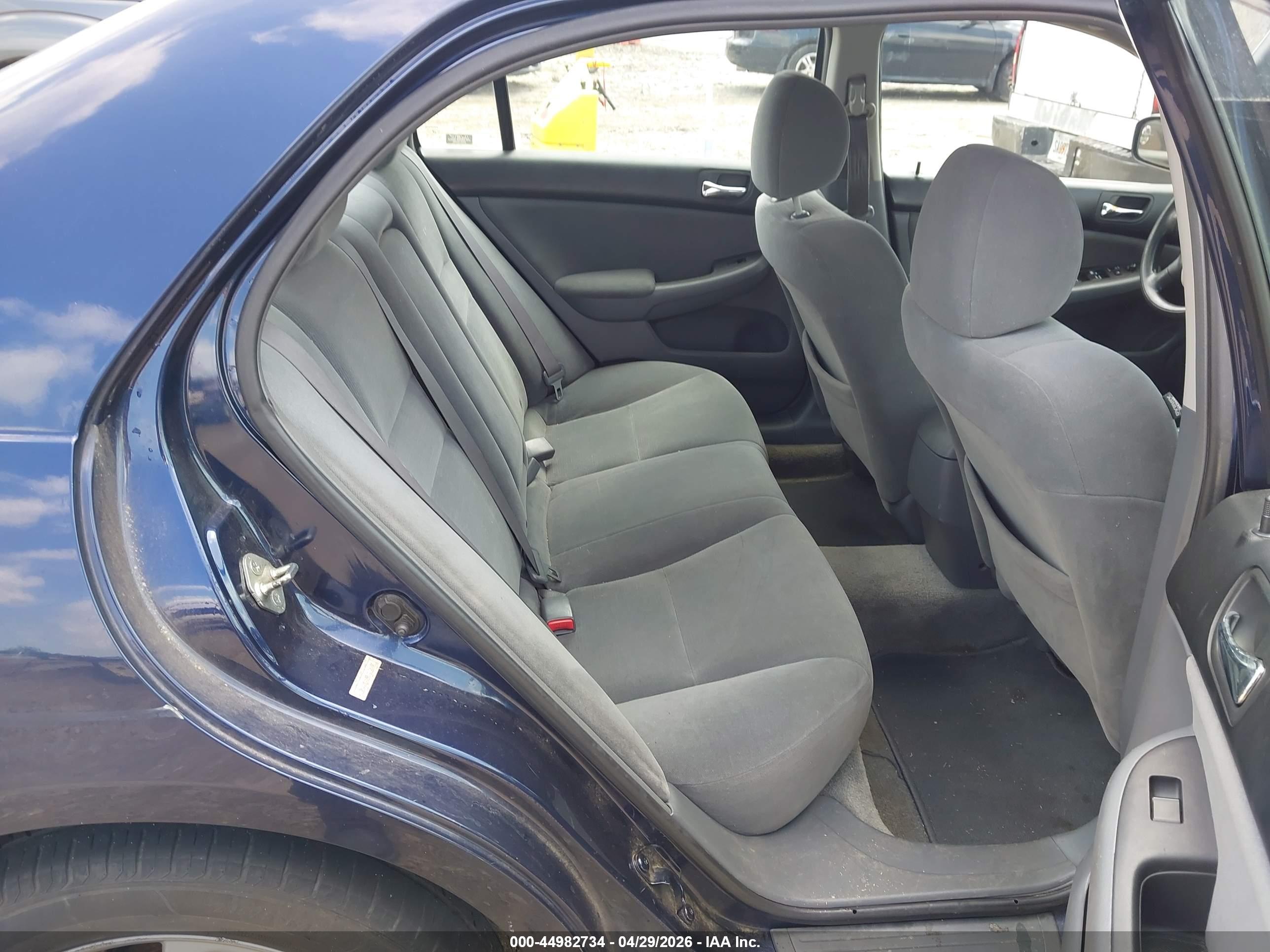 HONDA ACCORD image 8