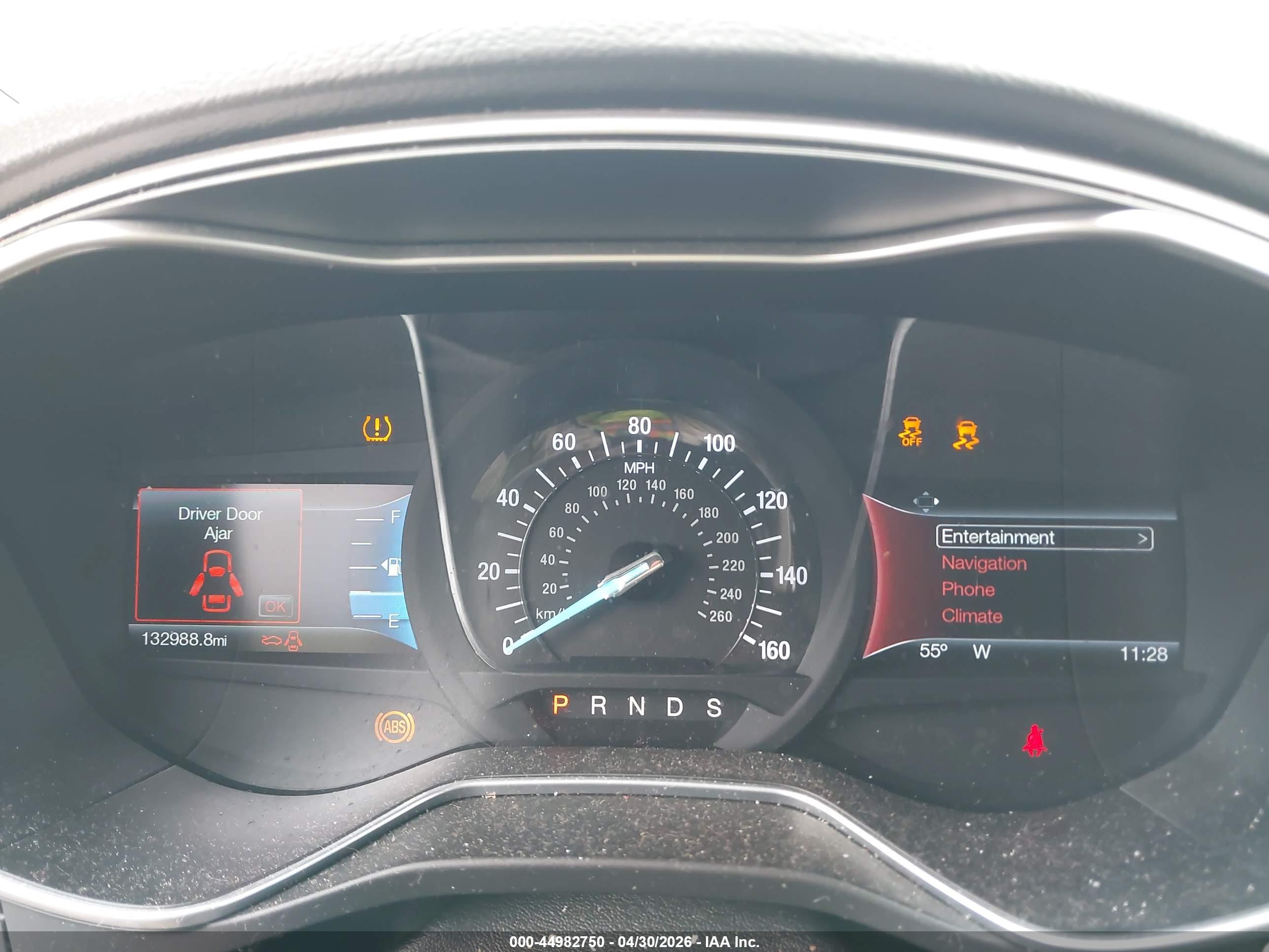 FORD FUSION image 7