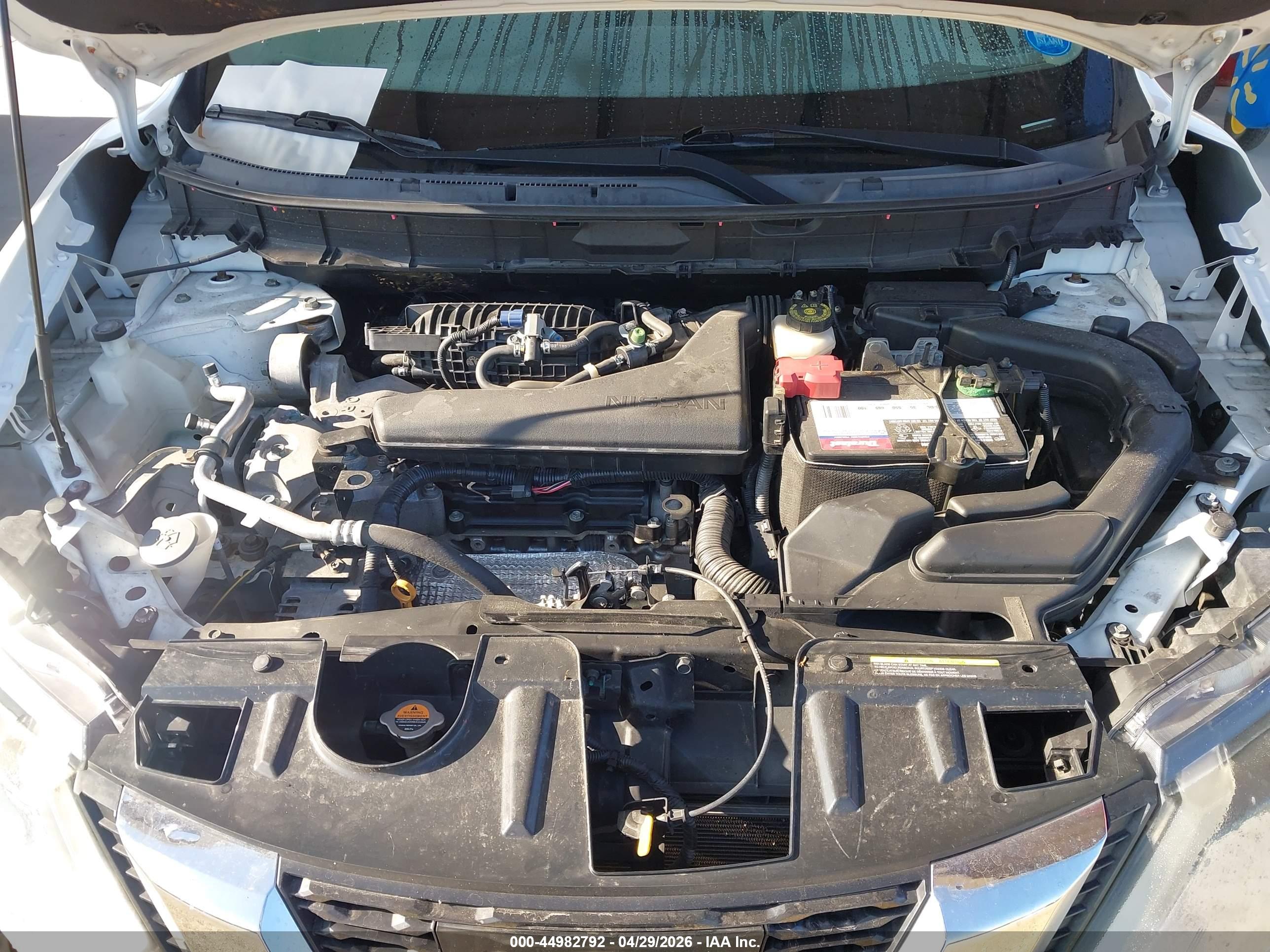NISSAN ROGUE image 10