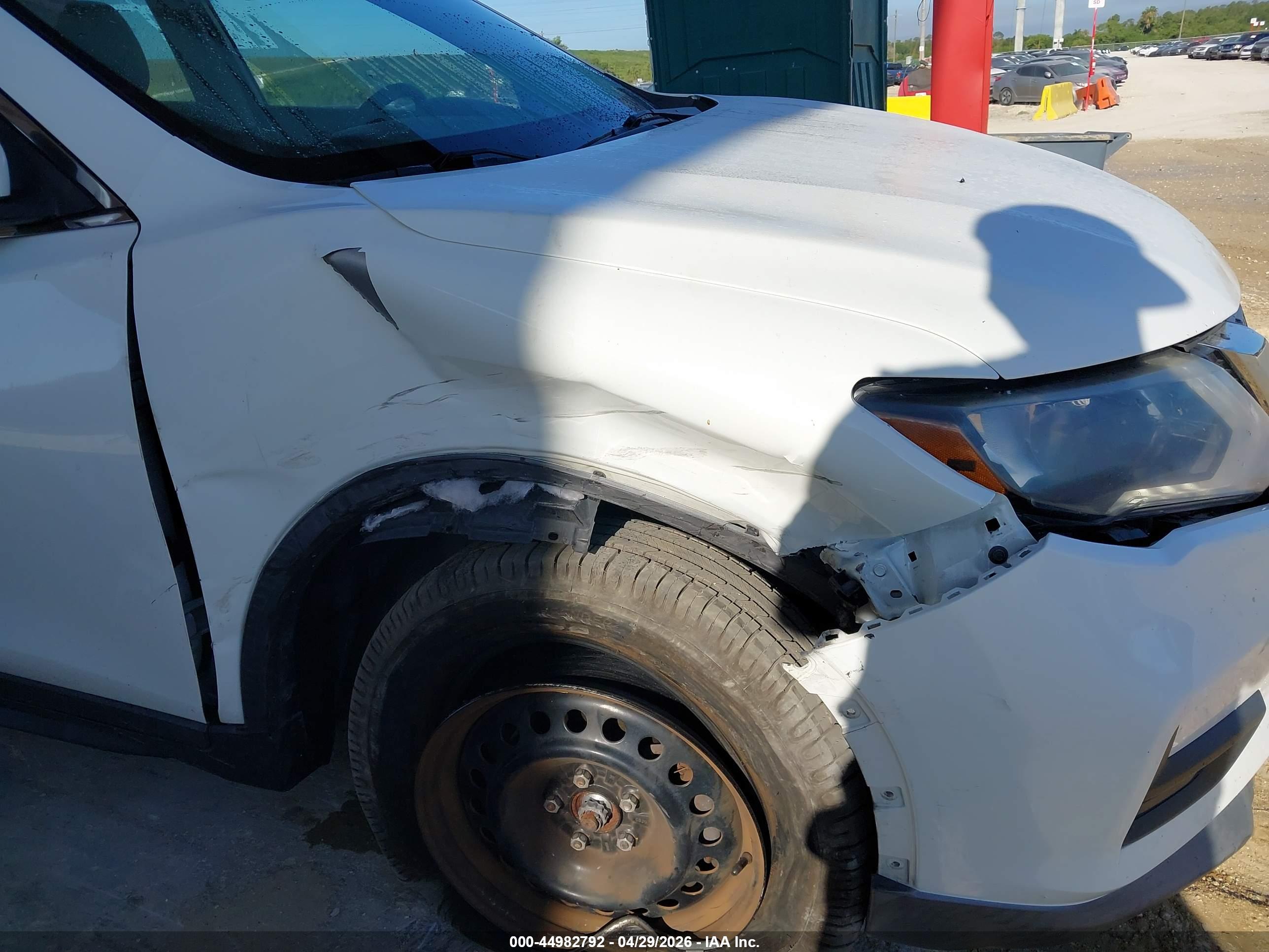 NISSAN ROGUE image 6