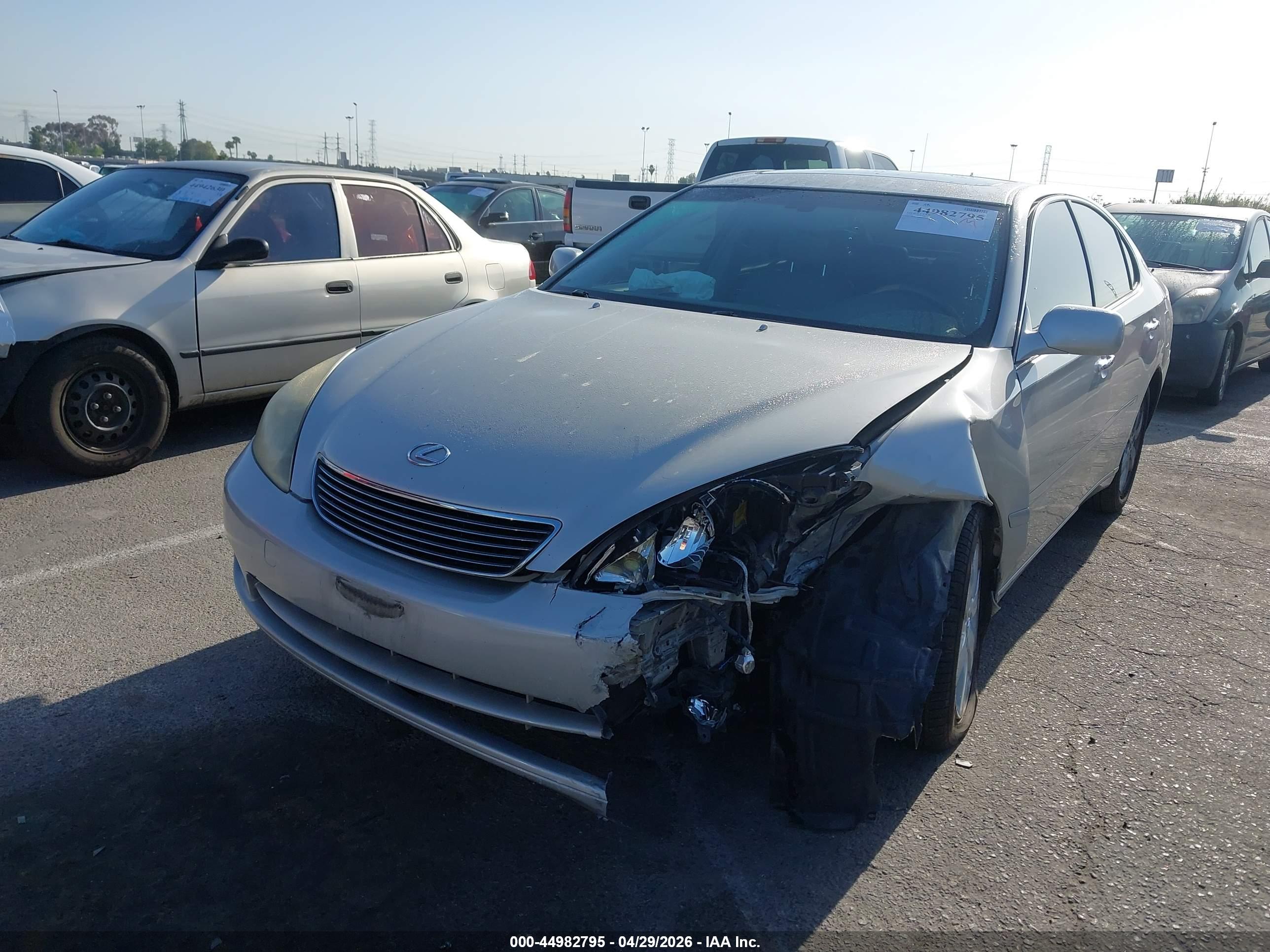 LEXUS ES image 2