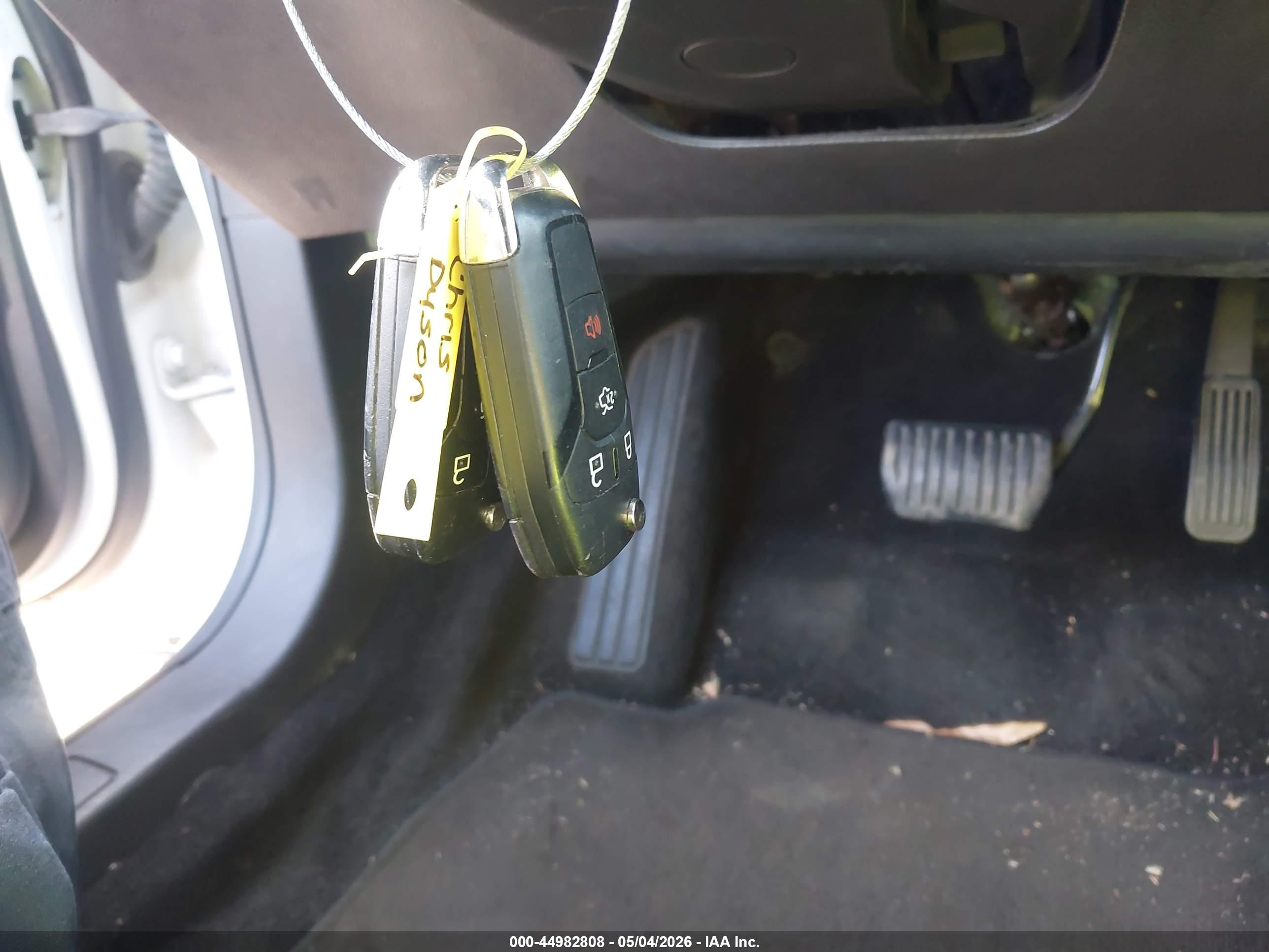 FORD FUSION image 11