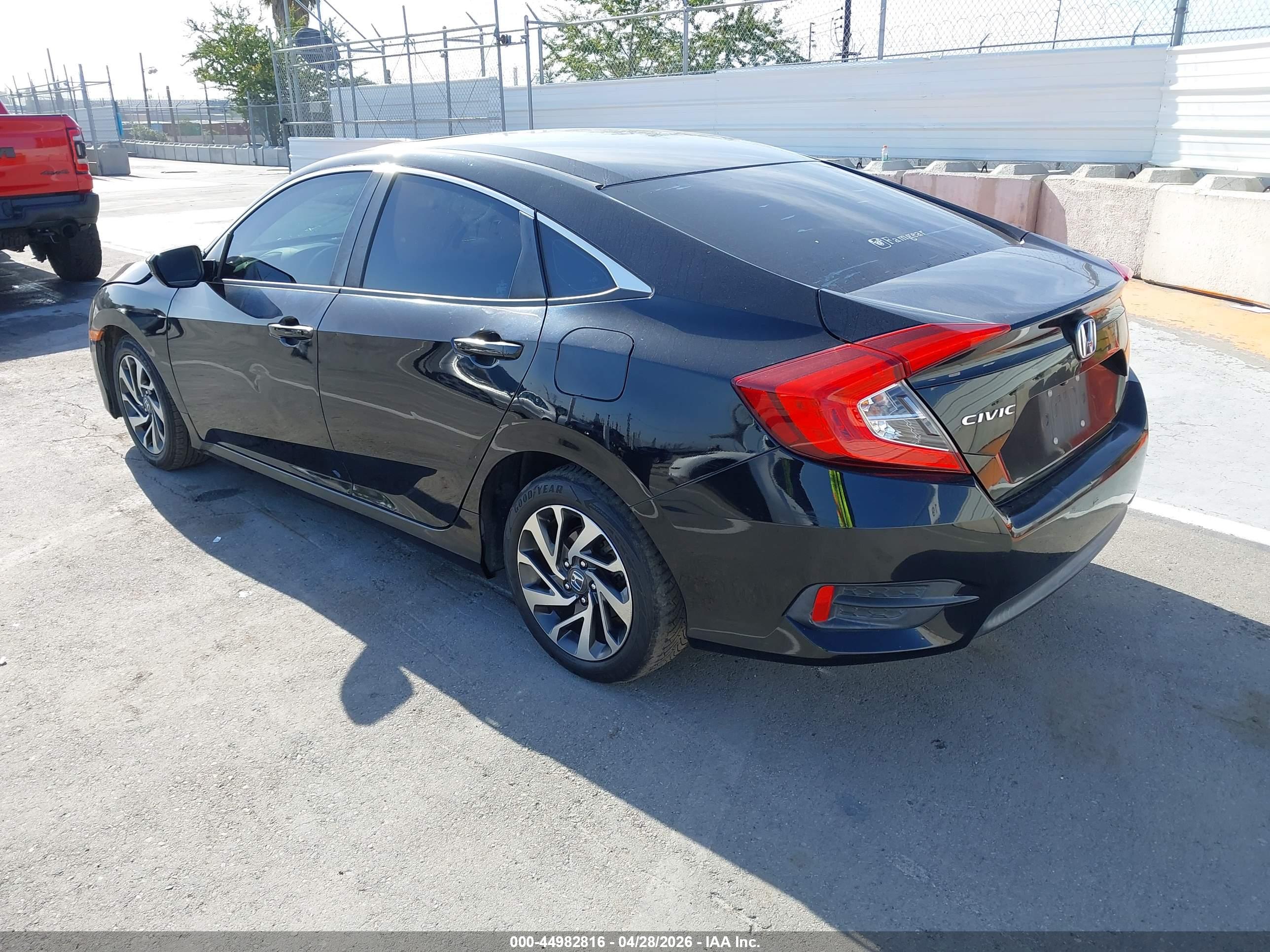 HONDA CIVIC image 3