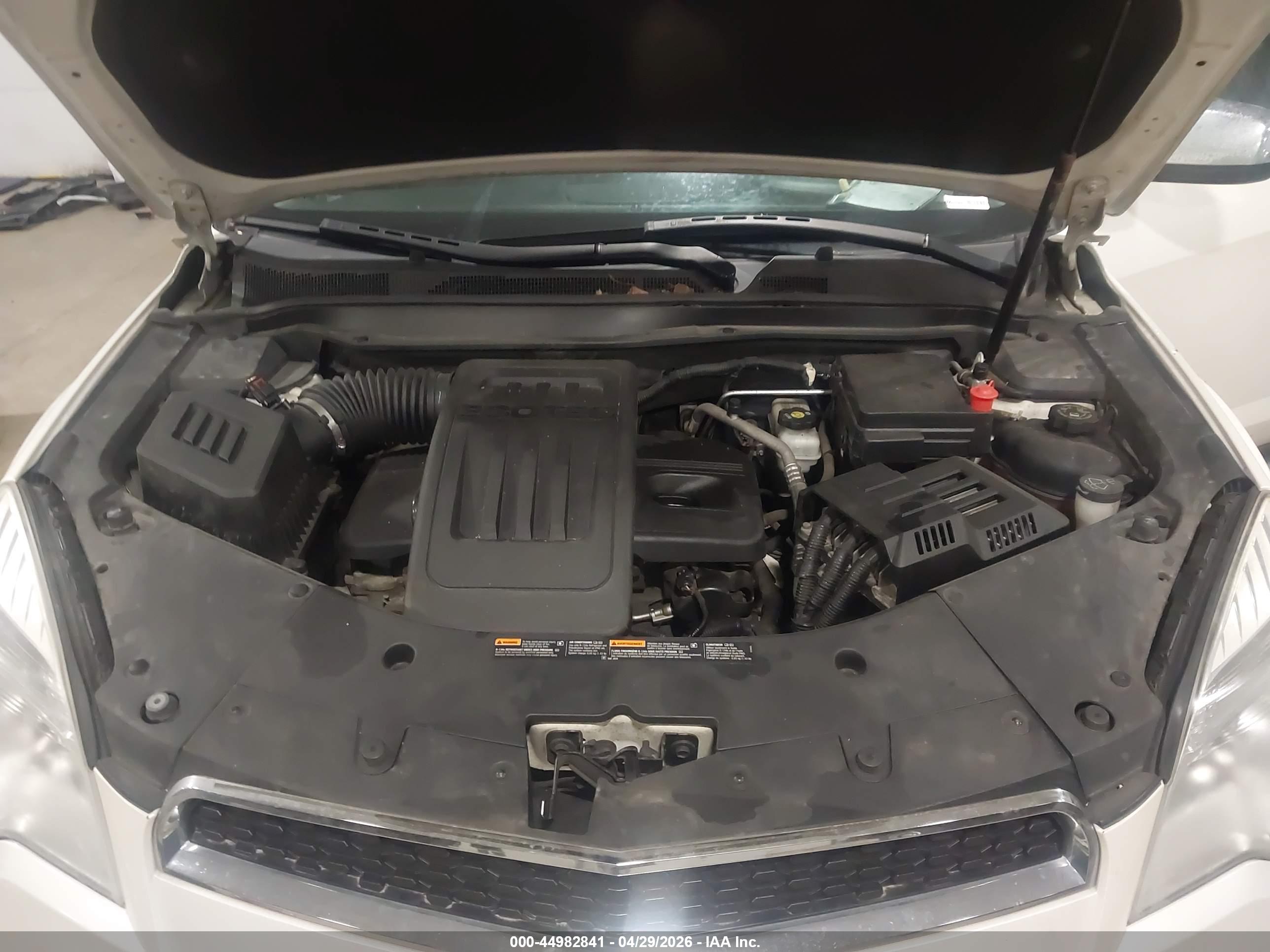 CHEVROLET EQUINOX image 10