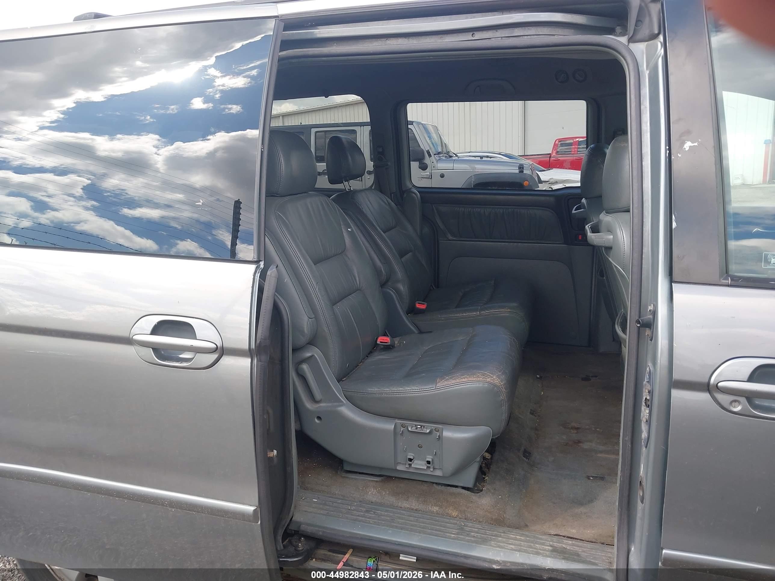 HONDA ODYSSEY image 8