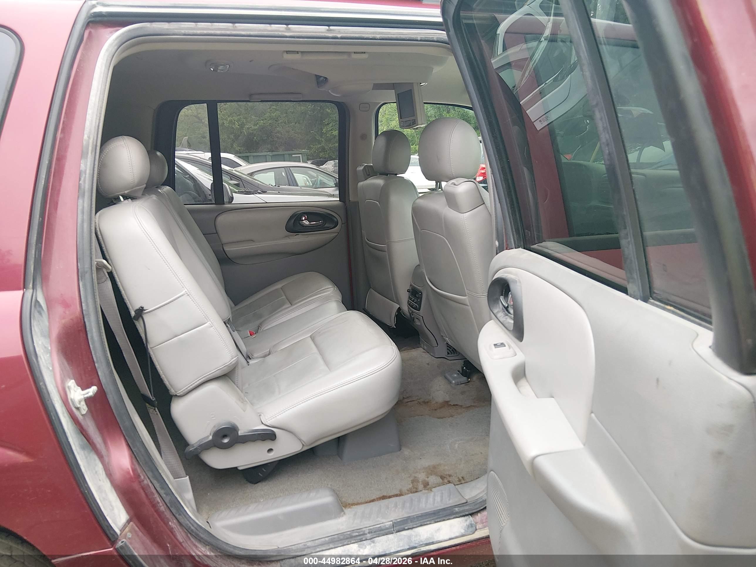 CHEVROLET TRAILBLAZER image 8