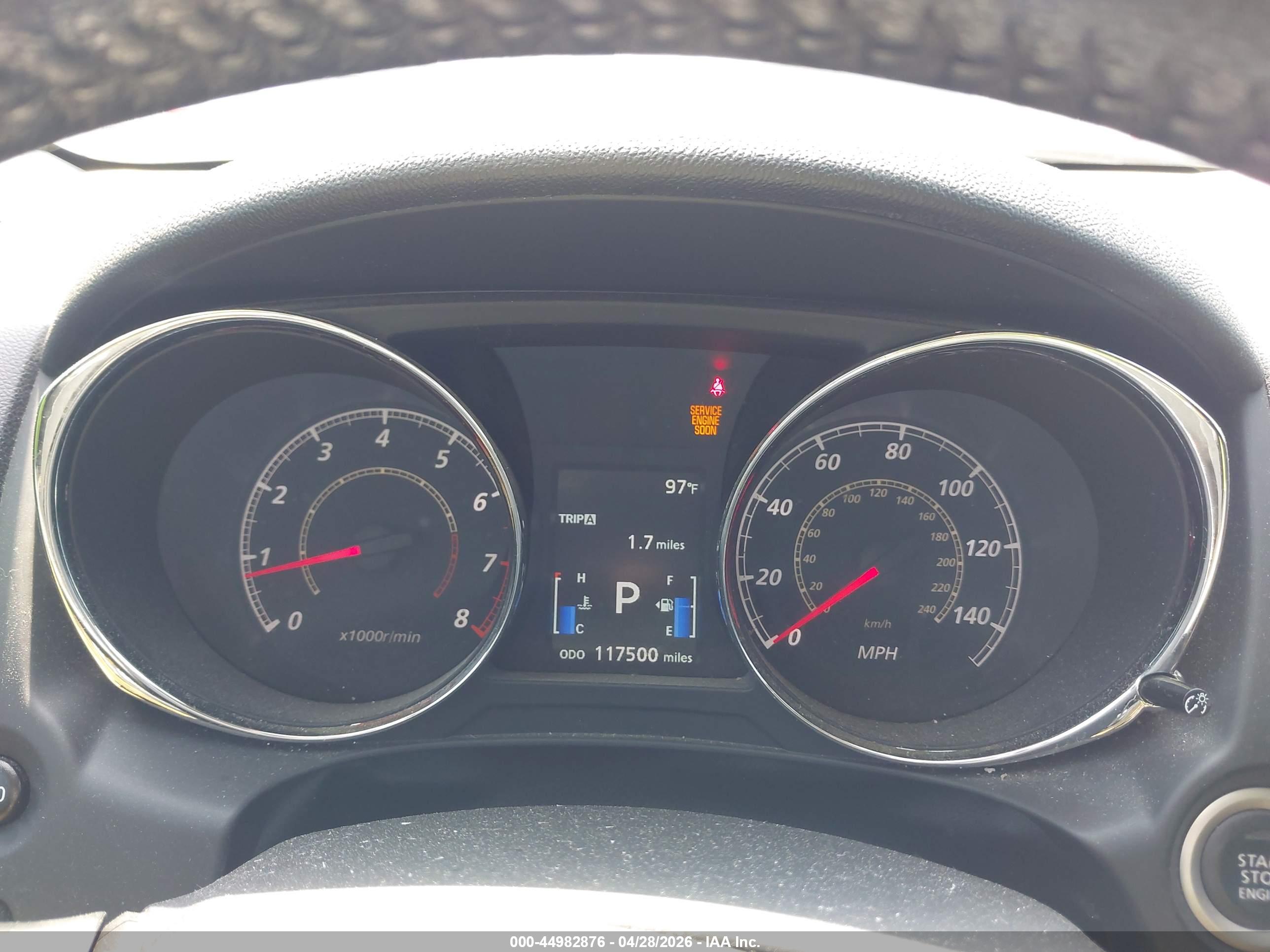 MITSUBISHI OUTLANDER image 7