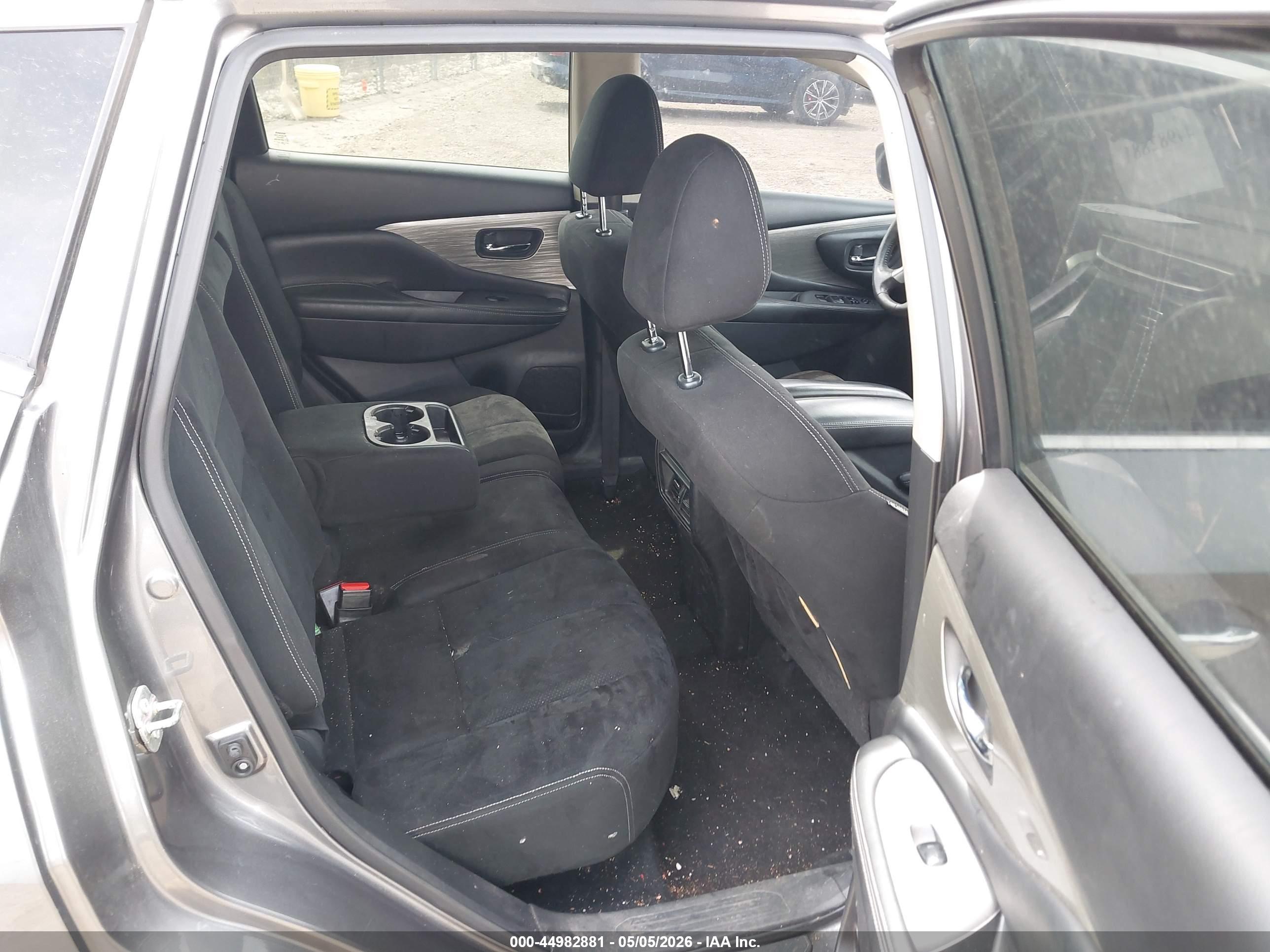 NISSAN MURANO image 8