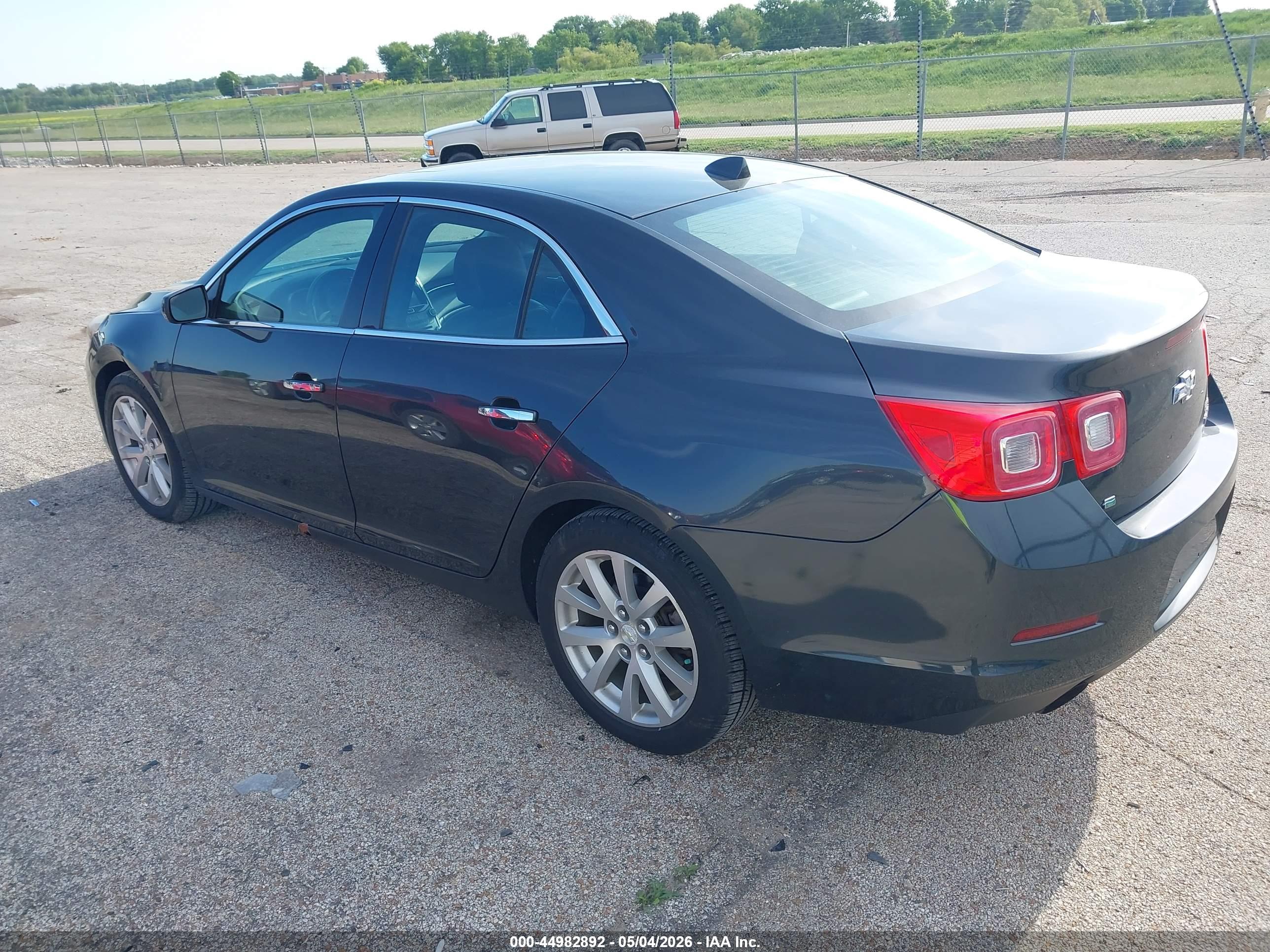 CHEVROLET MALIBU image 3