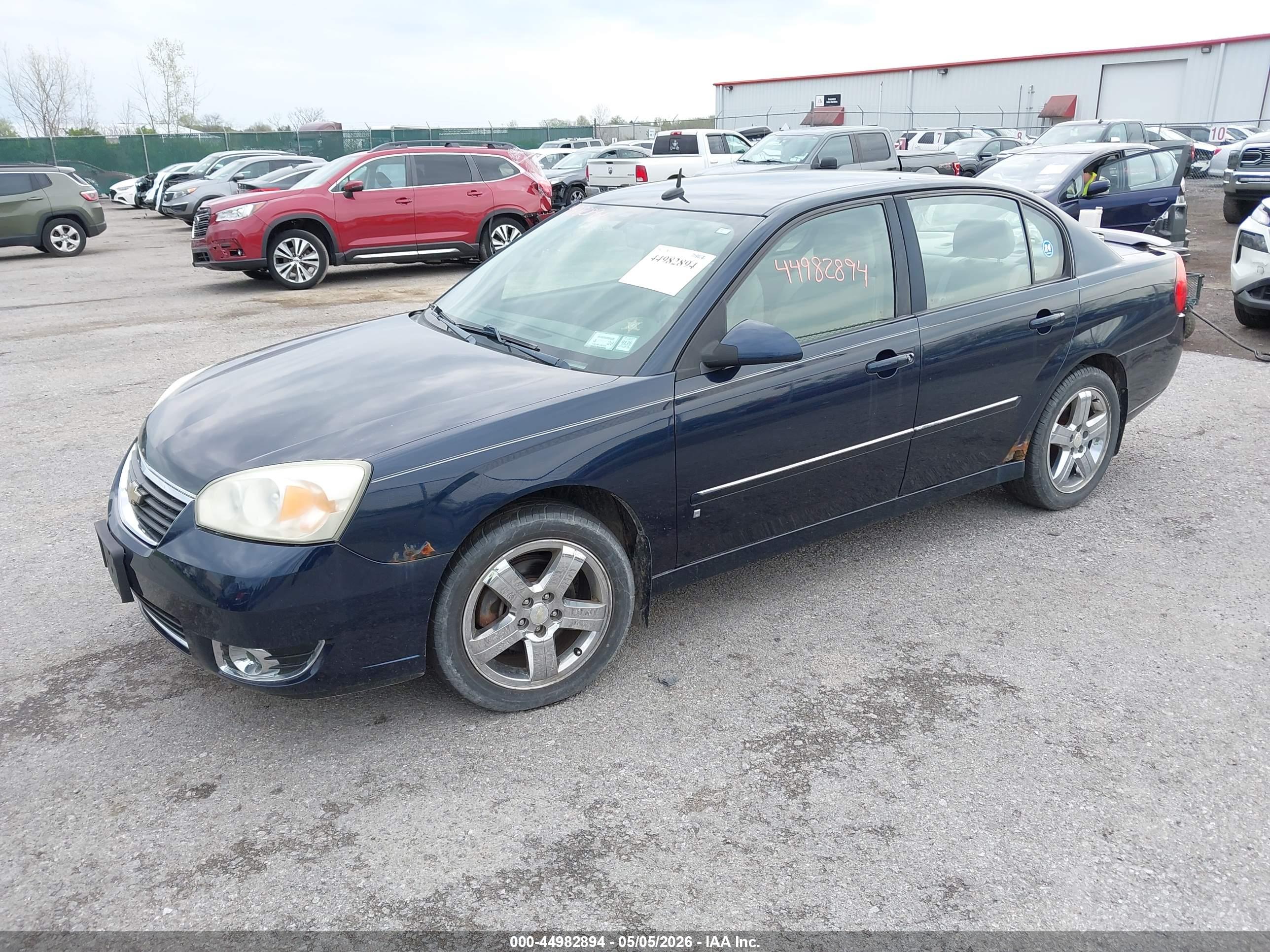 CHEVROLET MALIBU image 2