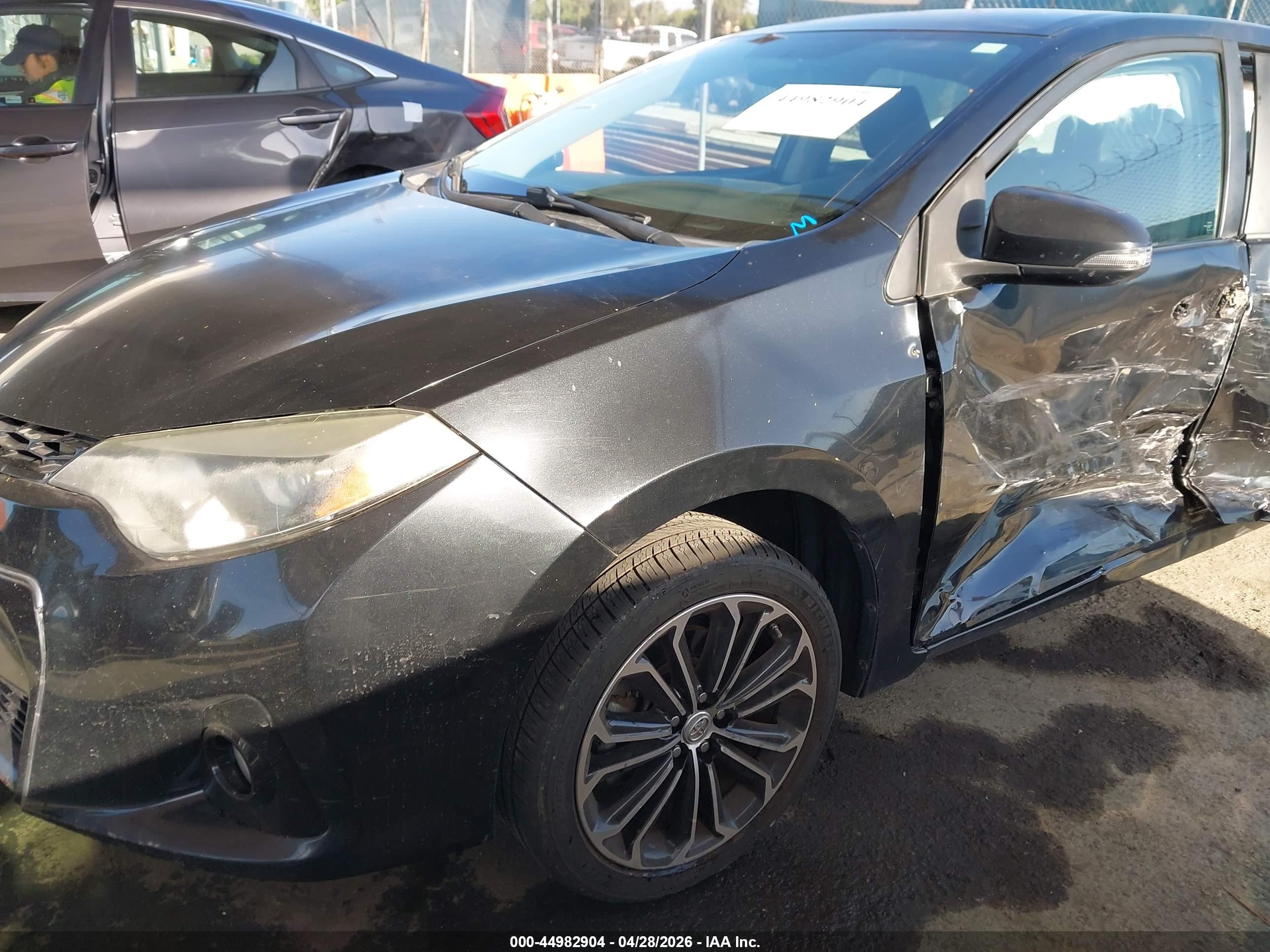 TOYOTA COROLLA image 6