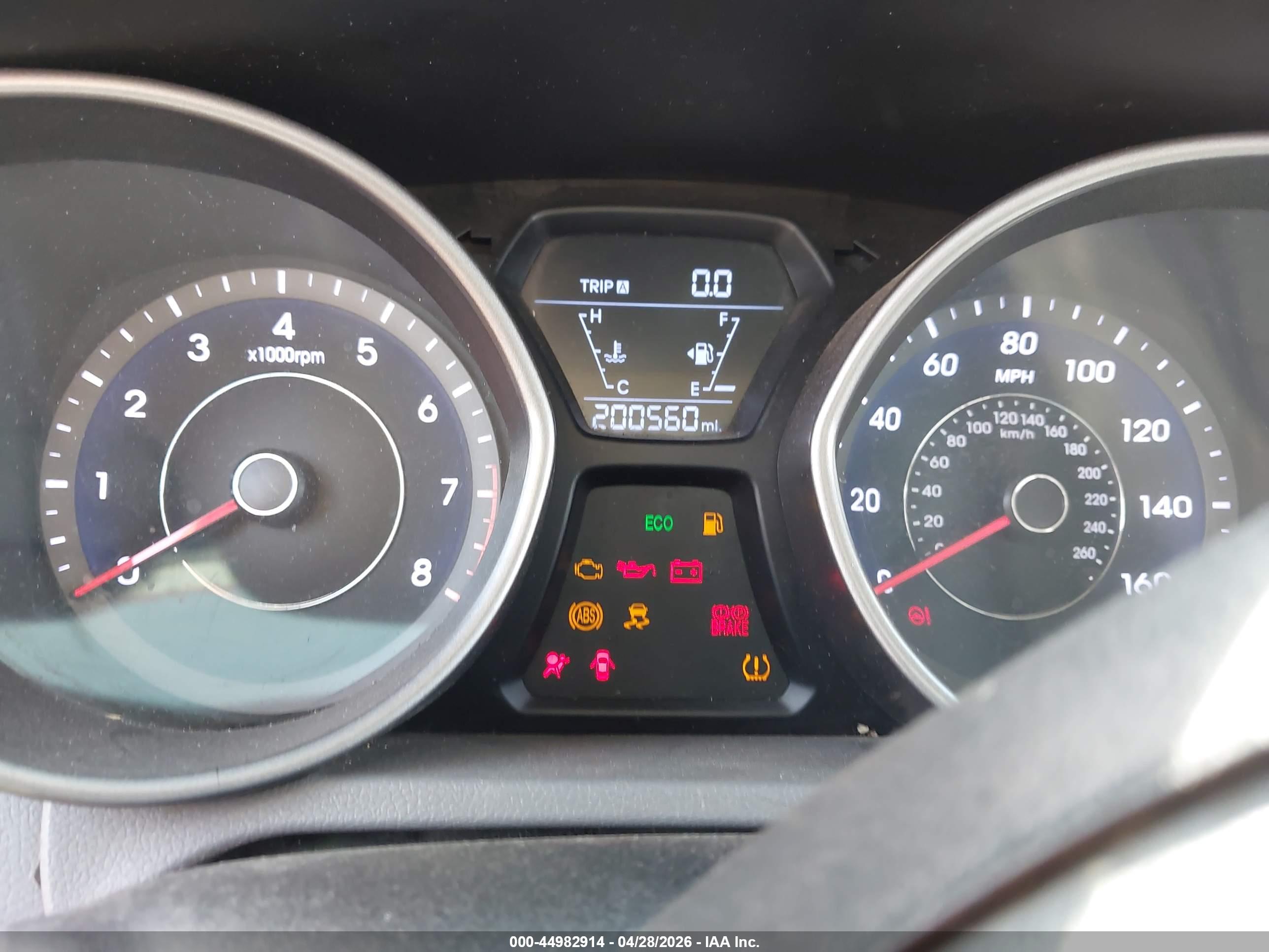 HYUNDAI ELANTRA image 7