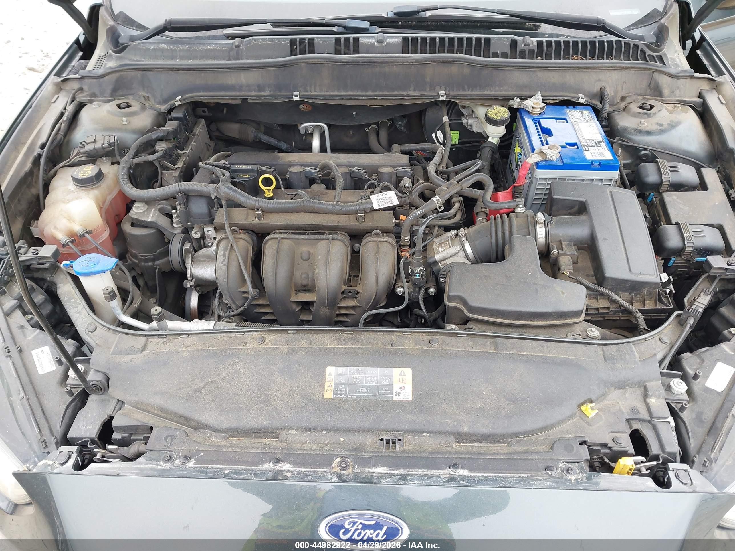 FORD FUSION image 10