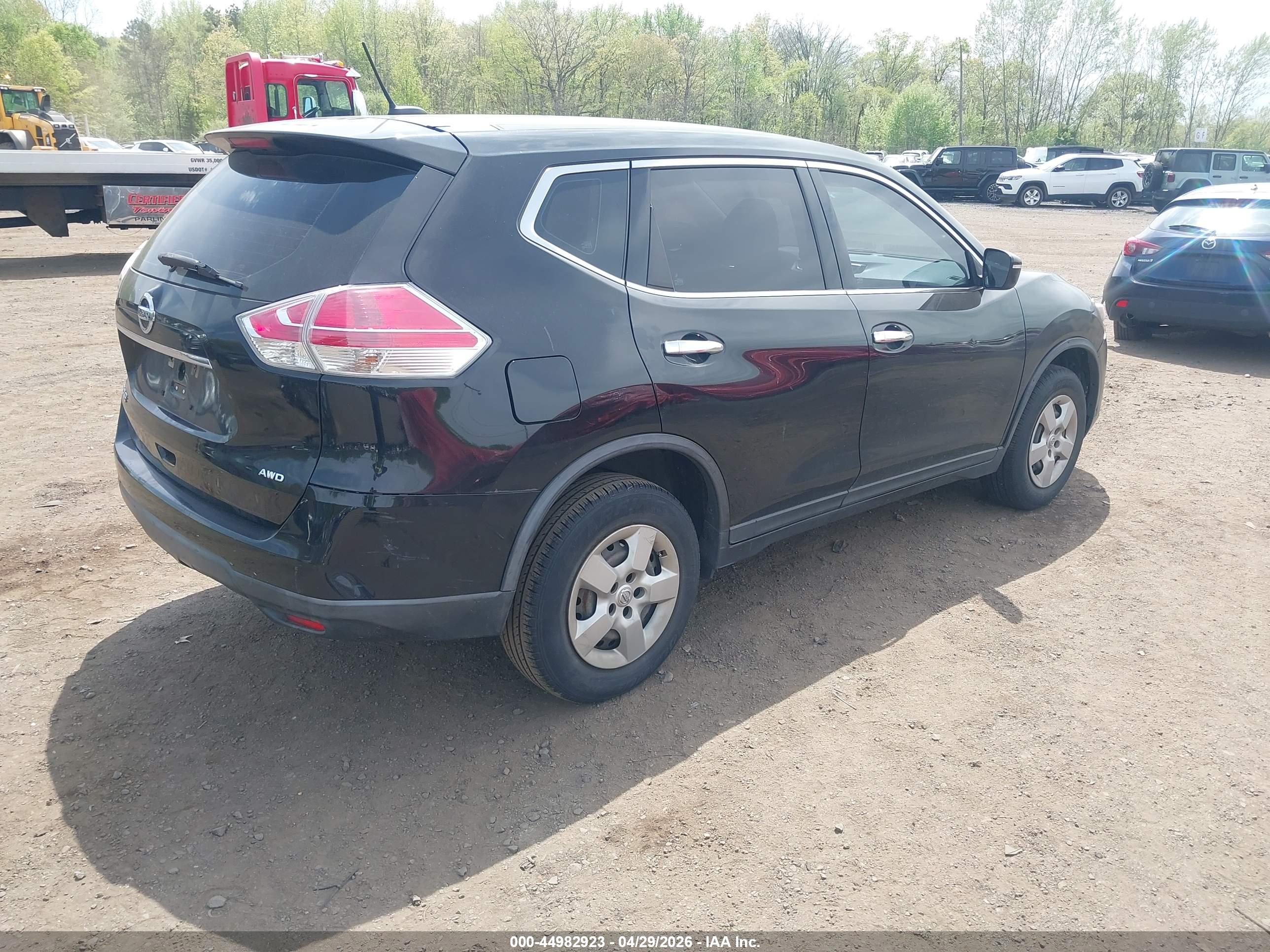 NISSAN ROGUE image 4