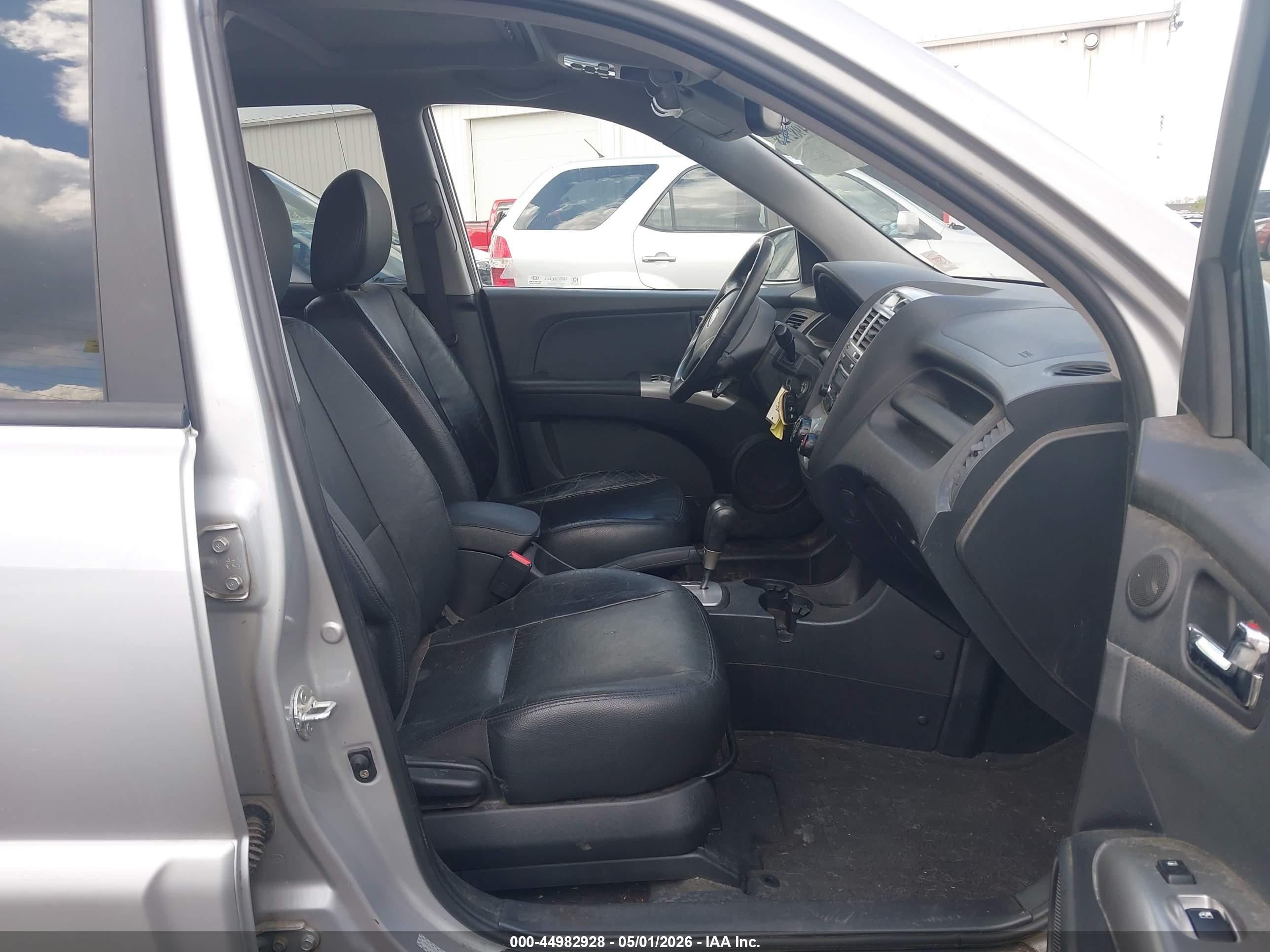 KIA SPORTAGE image 5