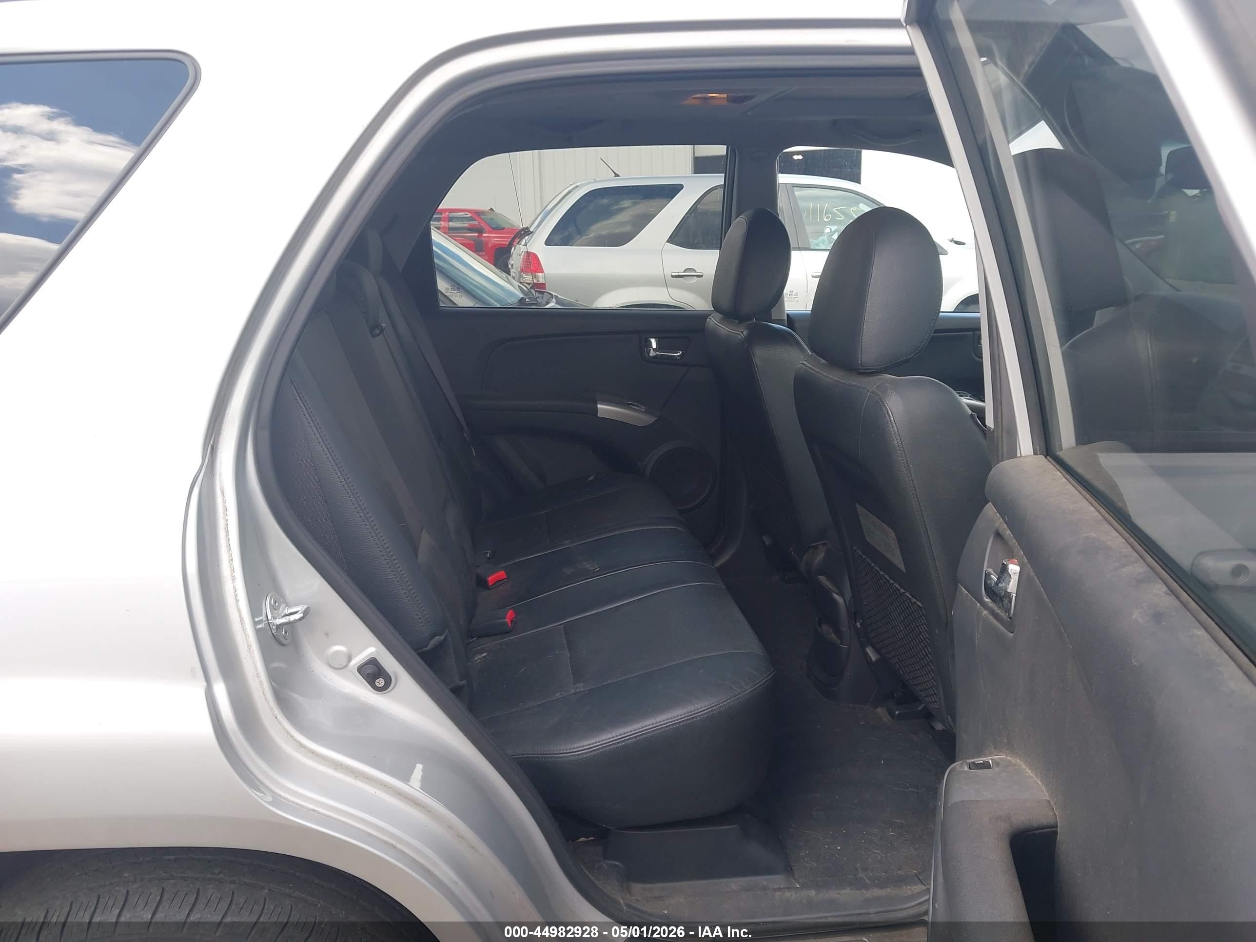 KIA SPORTAGE image 8