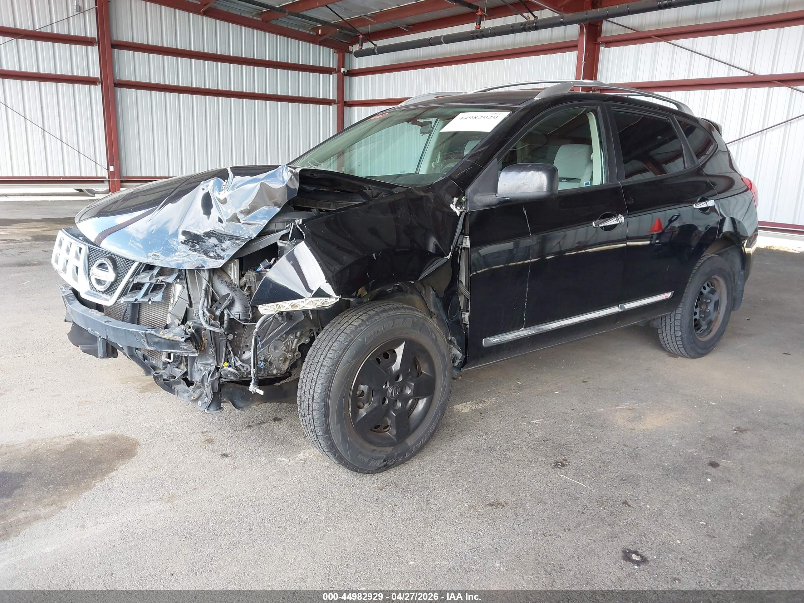 NISSAN ROGUE image 2