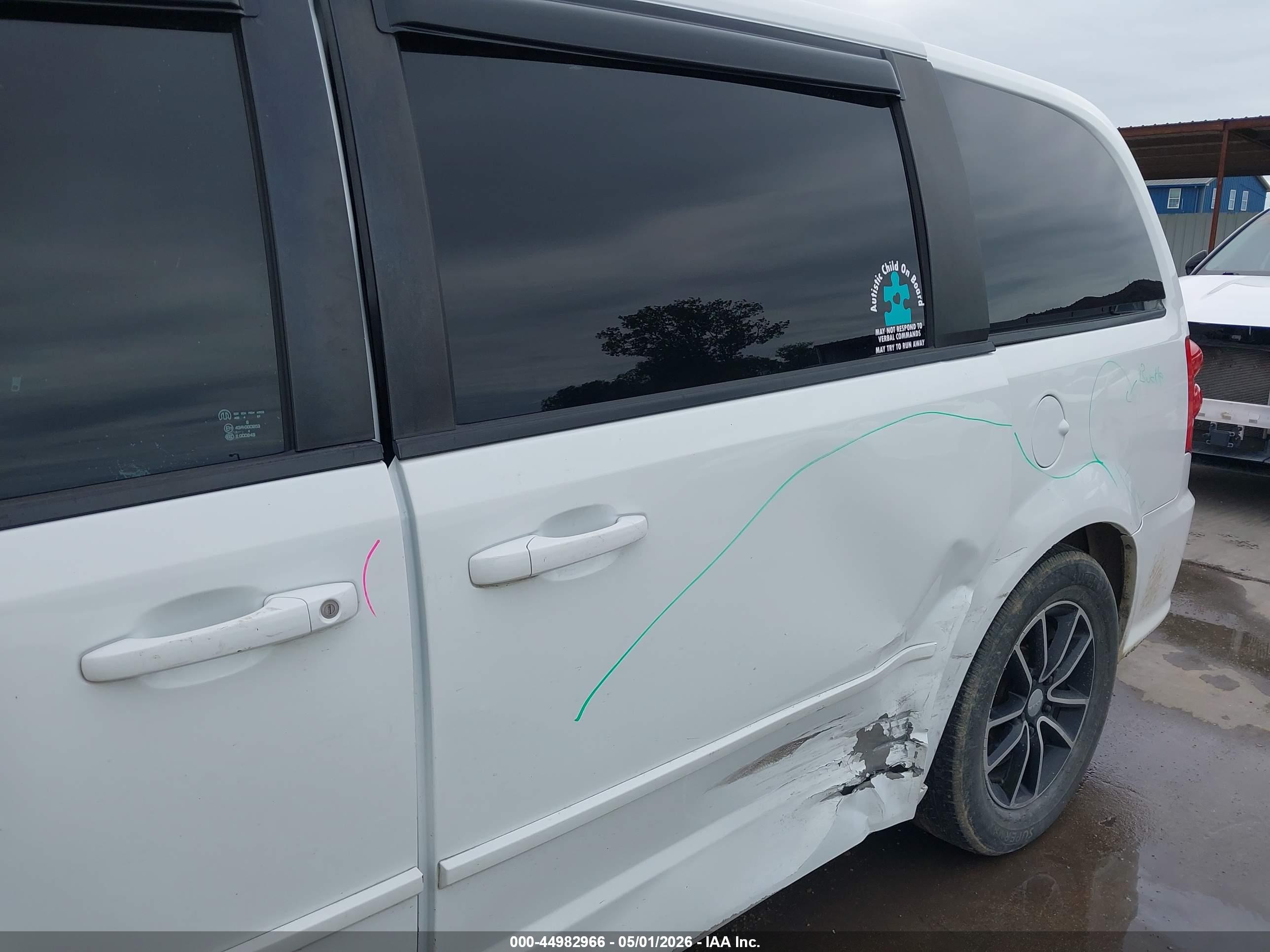DODGE GRAND image 6
