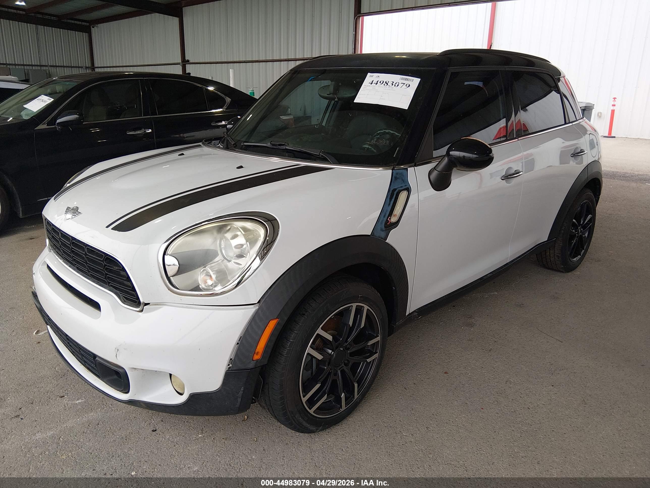 MINI COUNTRYMAN image 2