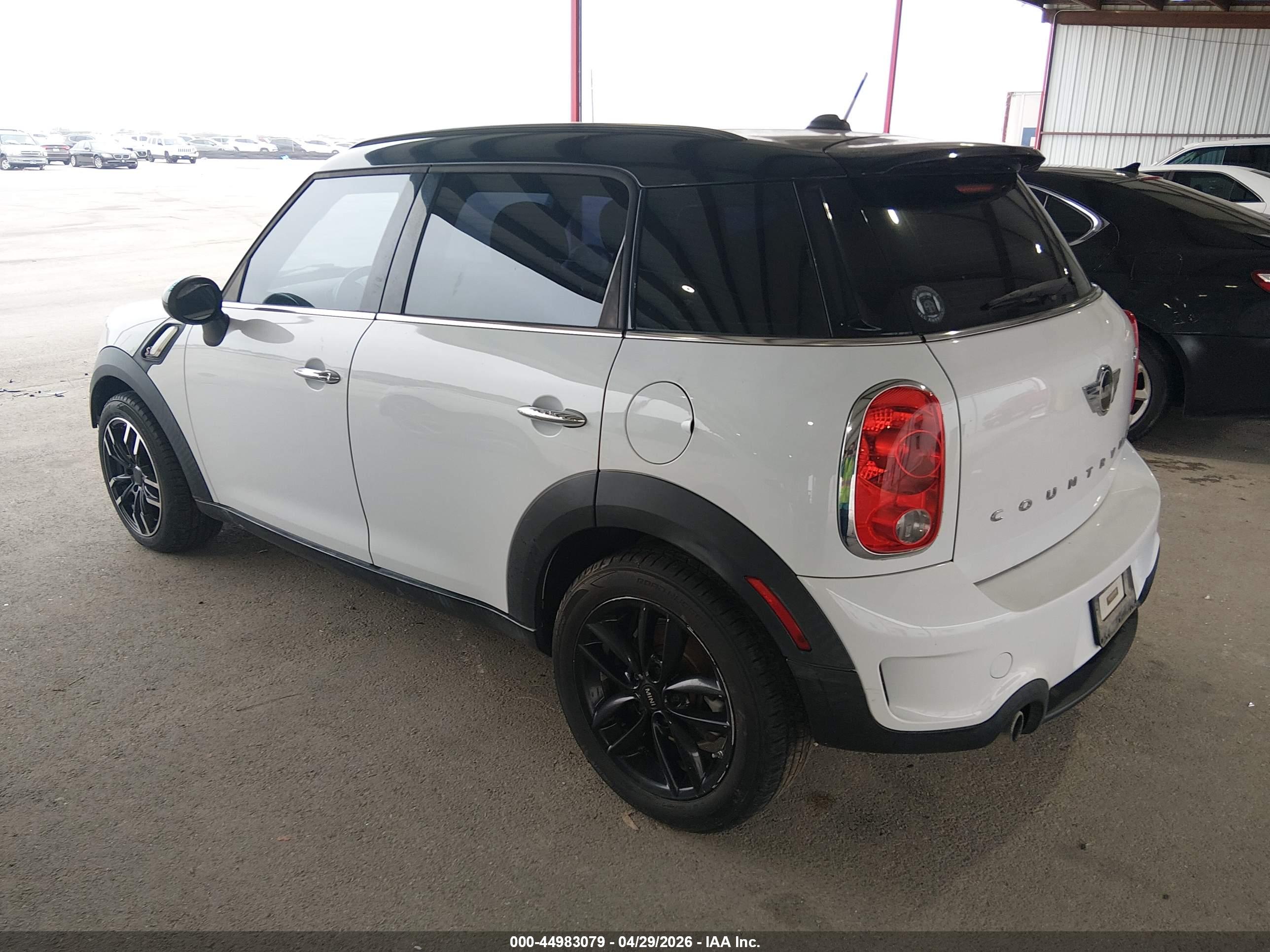 MINI COUNTRYMAN image 3