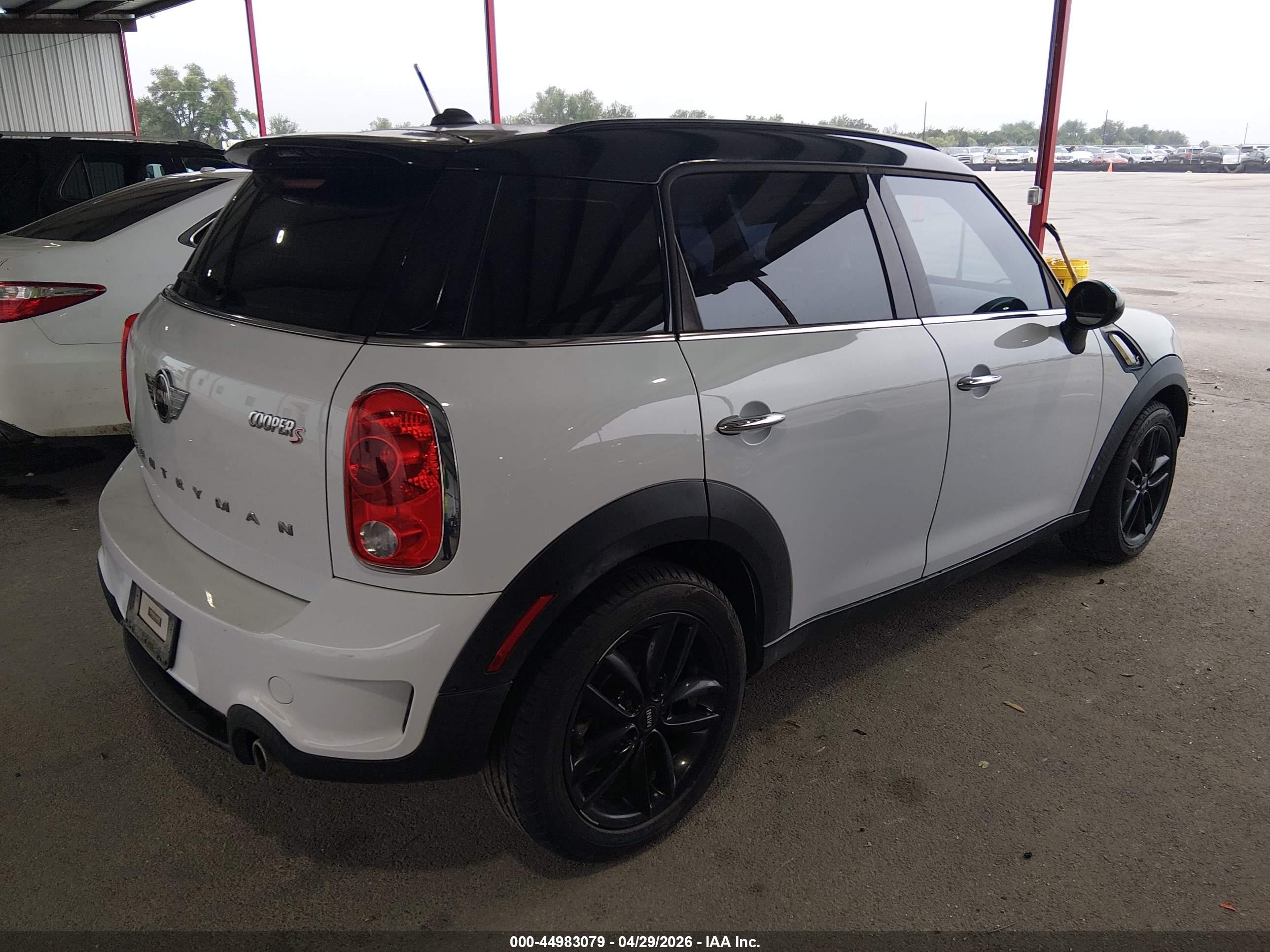 MINI COUNTRYMAN image 4