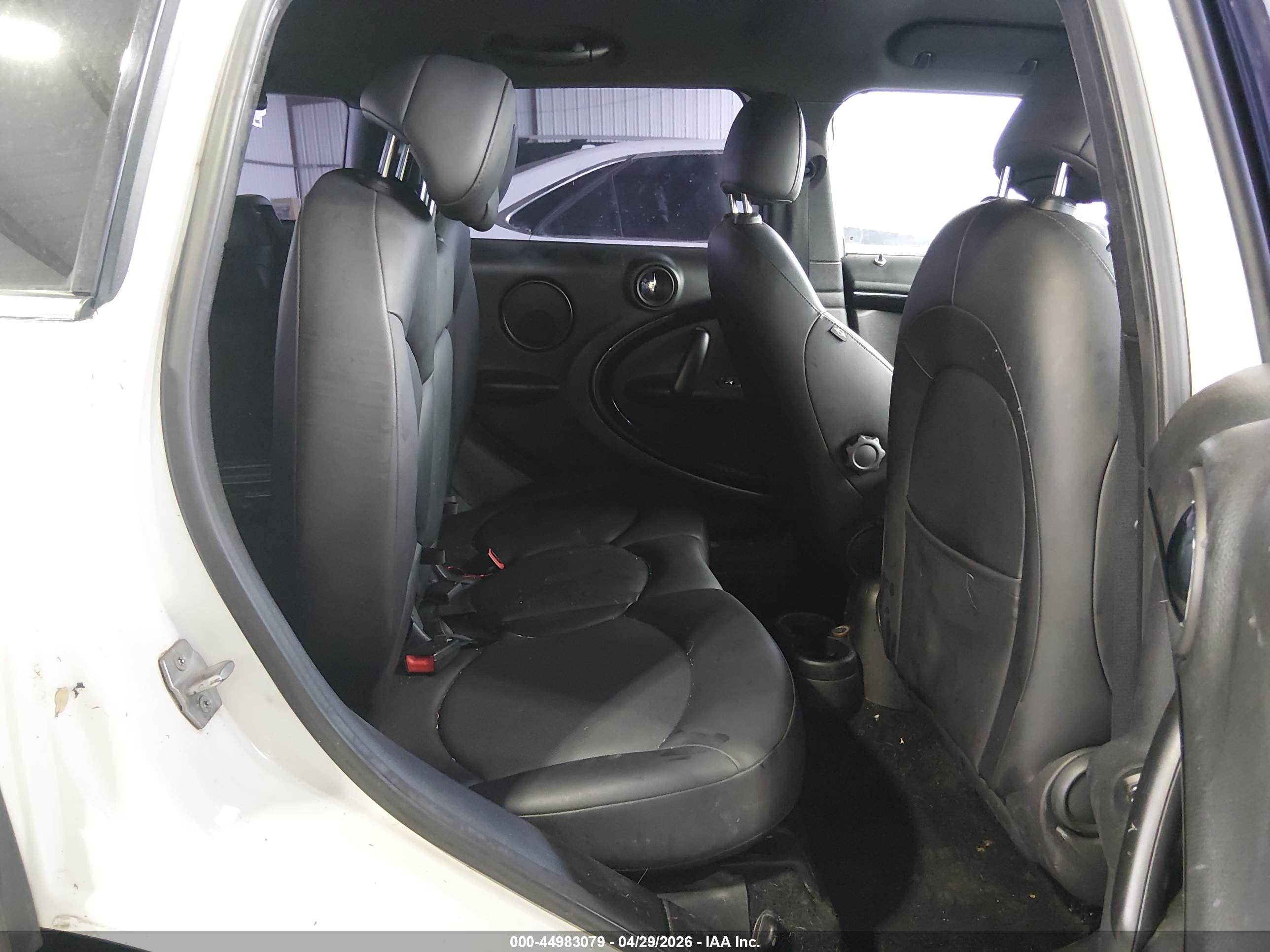 MINI COUNTRYMAN image 8