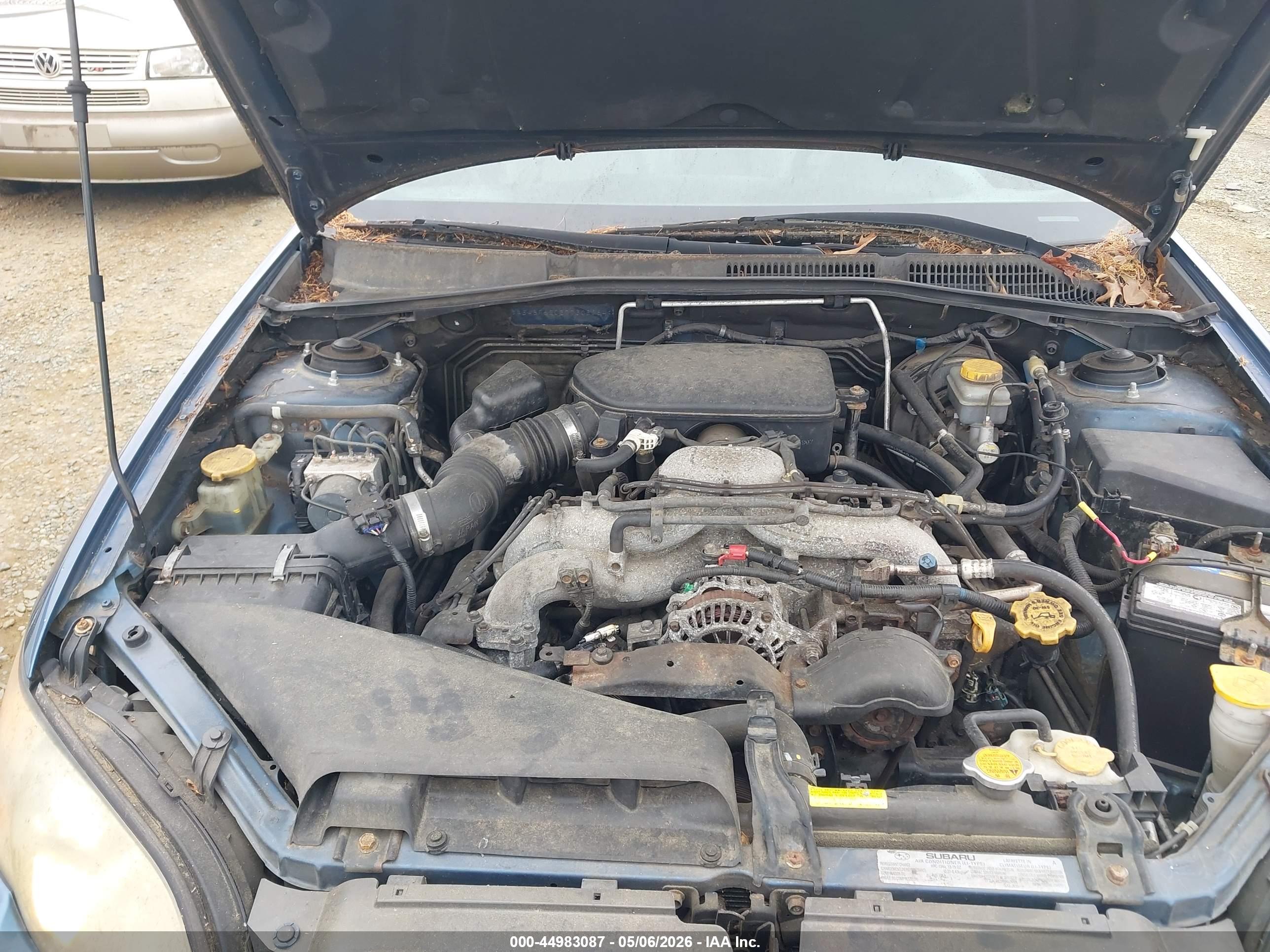 SUBARU OUTBACK image 10