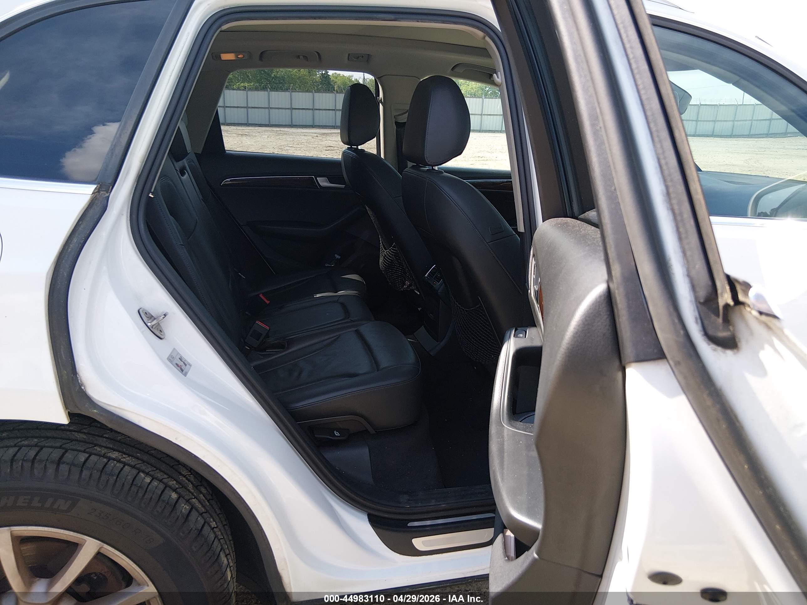 AUDI Q5 image 8