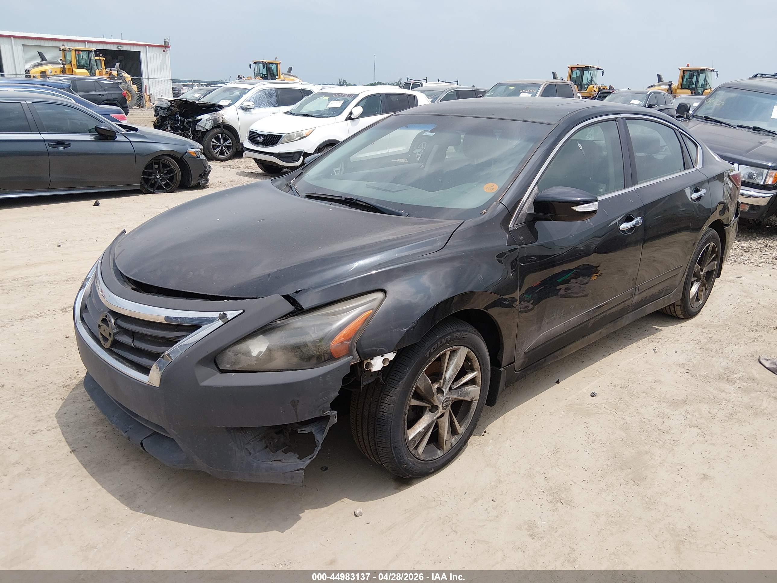 NISSAN ALTIMA image 2