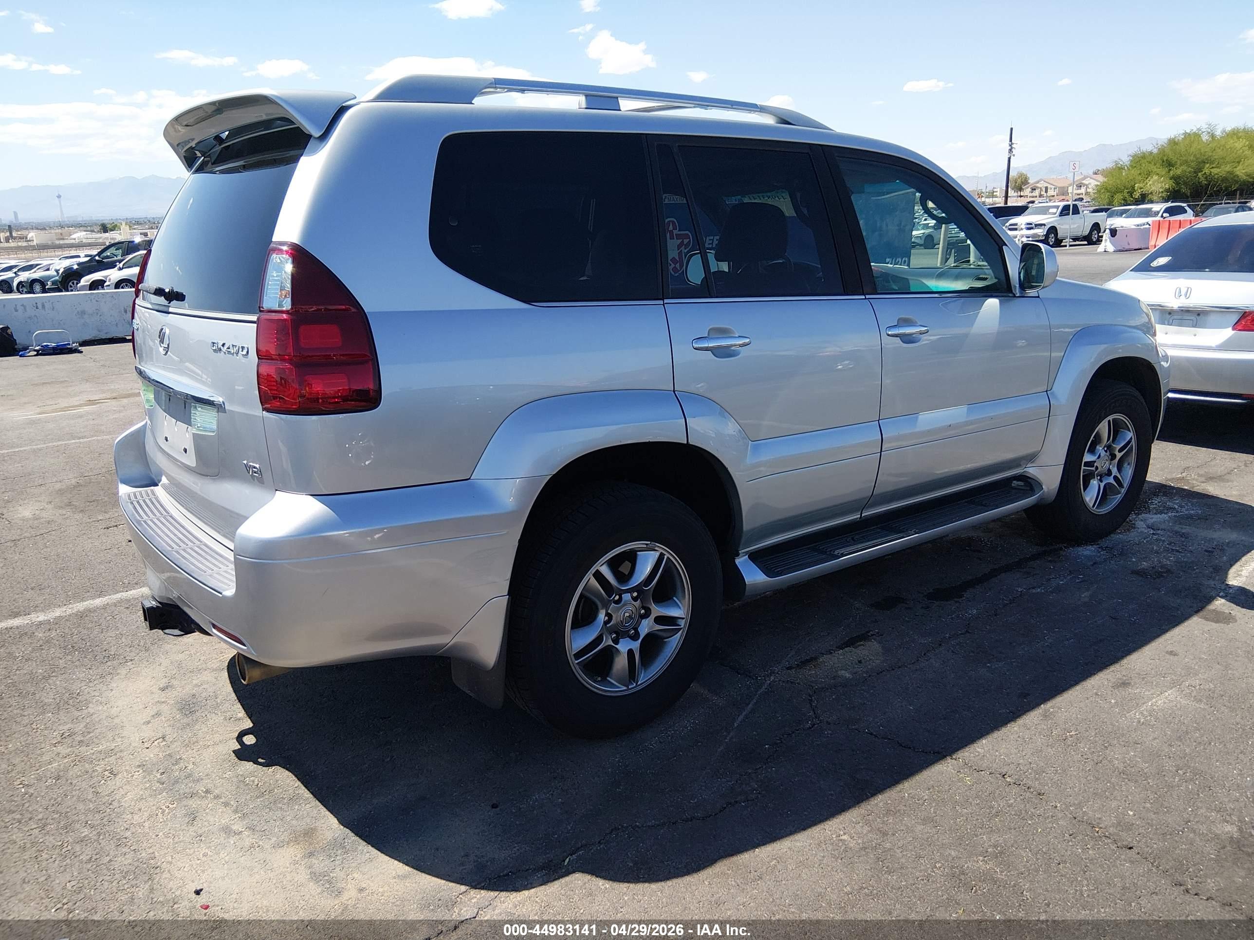 LEXUS GX image 4