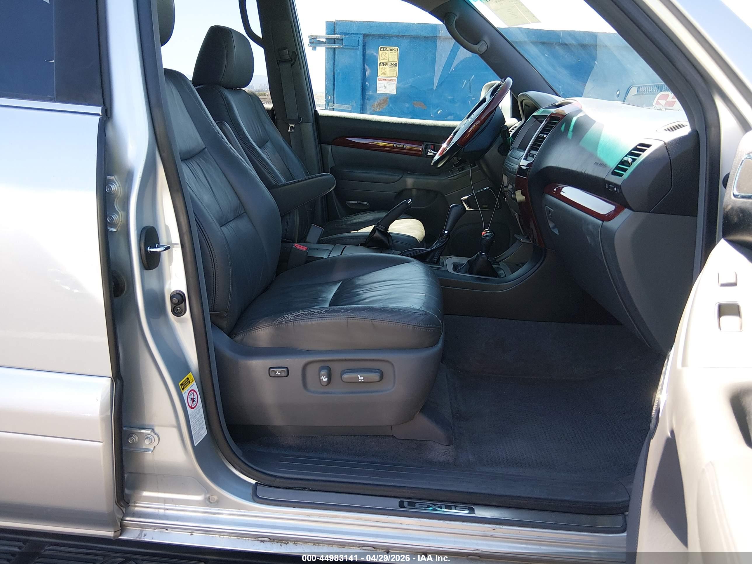 LEXUS GX image 5