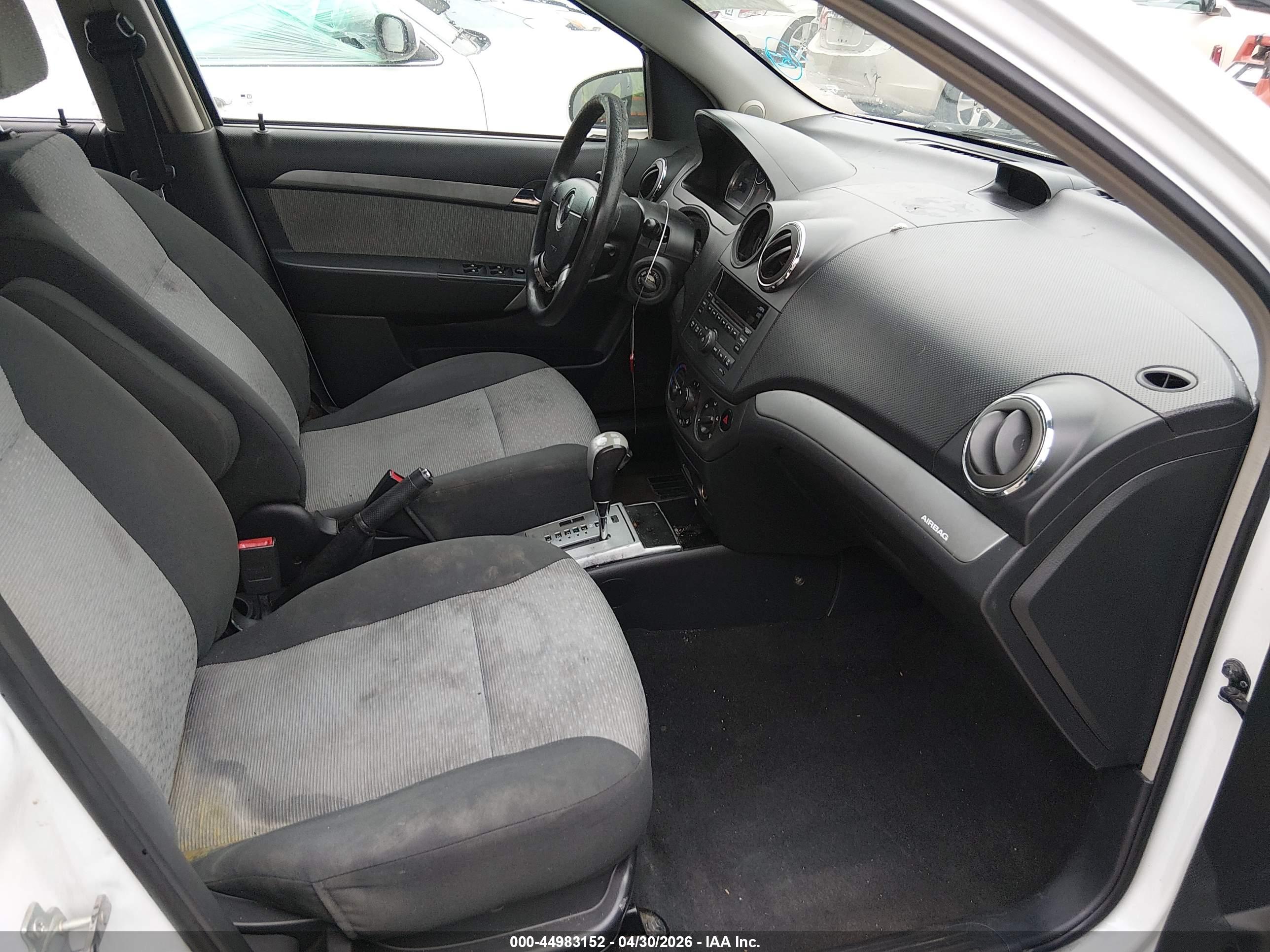 CHEVROLET AVEO image 5