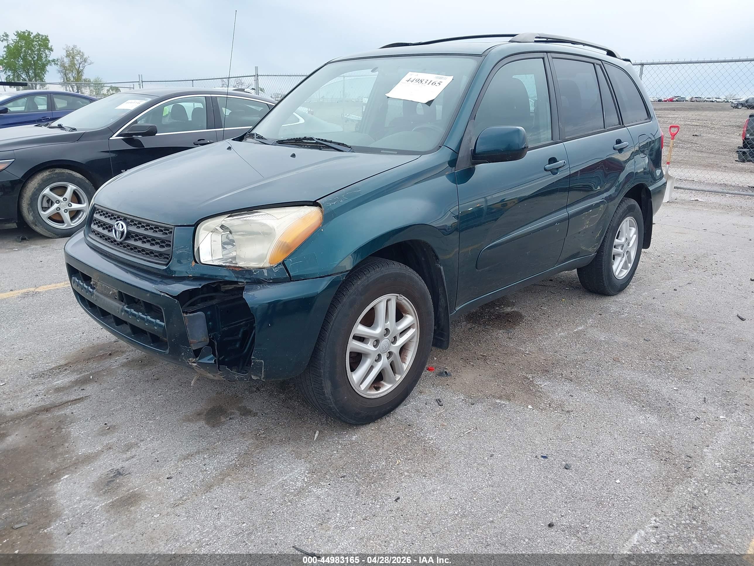 TOYOTA RAV4 image 2