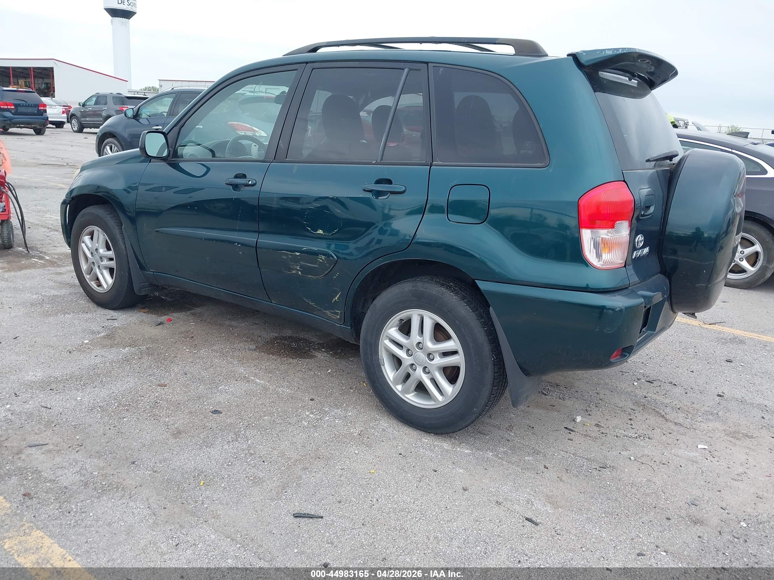 TOYOTA RAV4 image 3