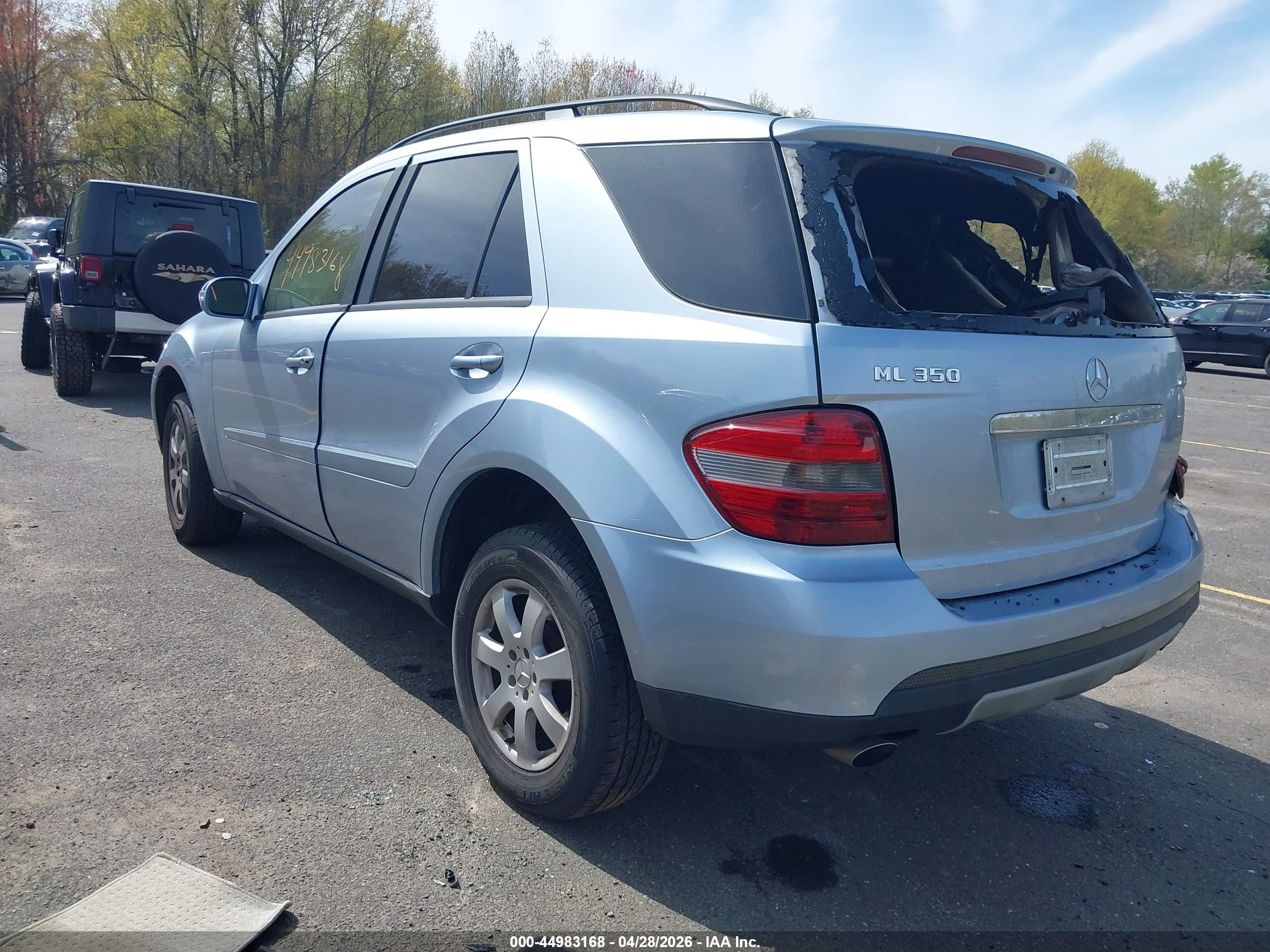 MERCEDES-BENZ ML image 3