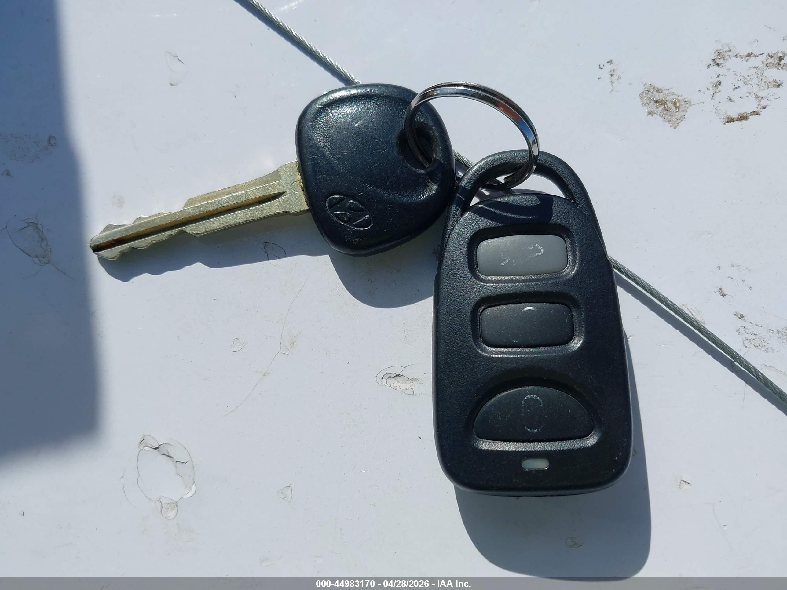 HYUNDAI ELANTRA image 11