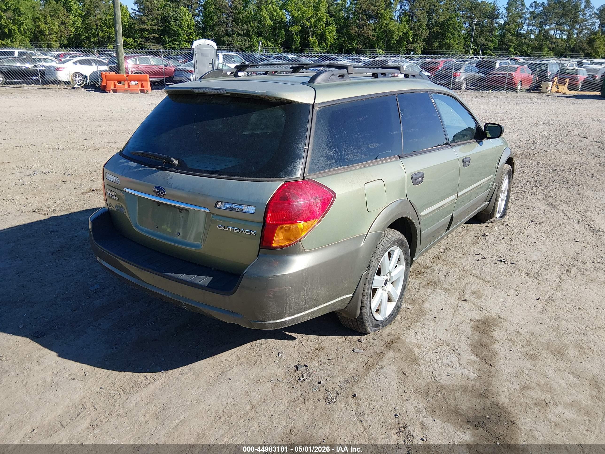 SUBARU OUTBACK image 4