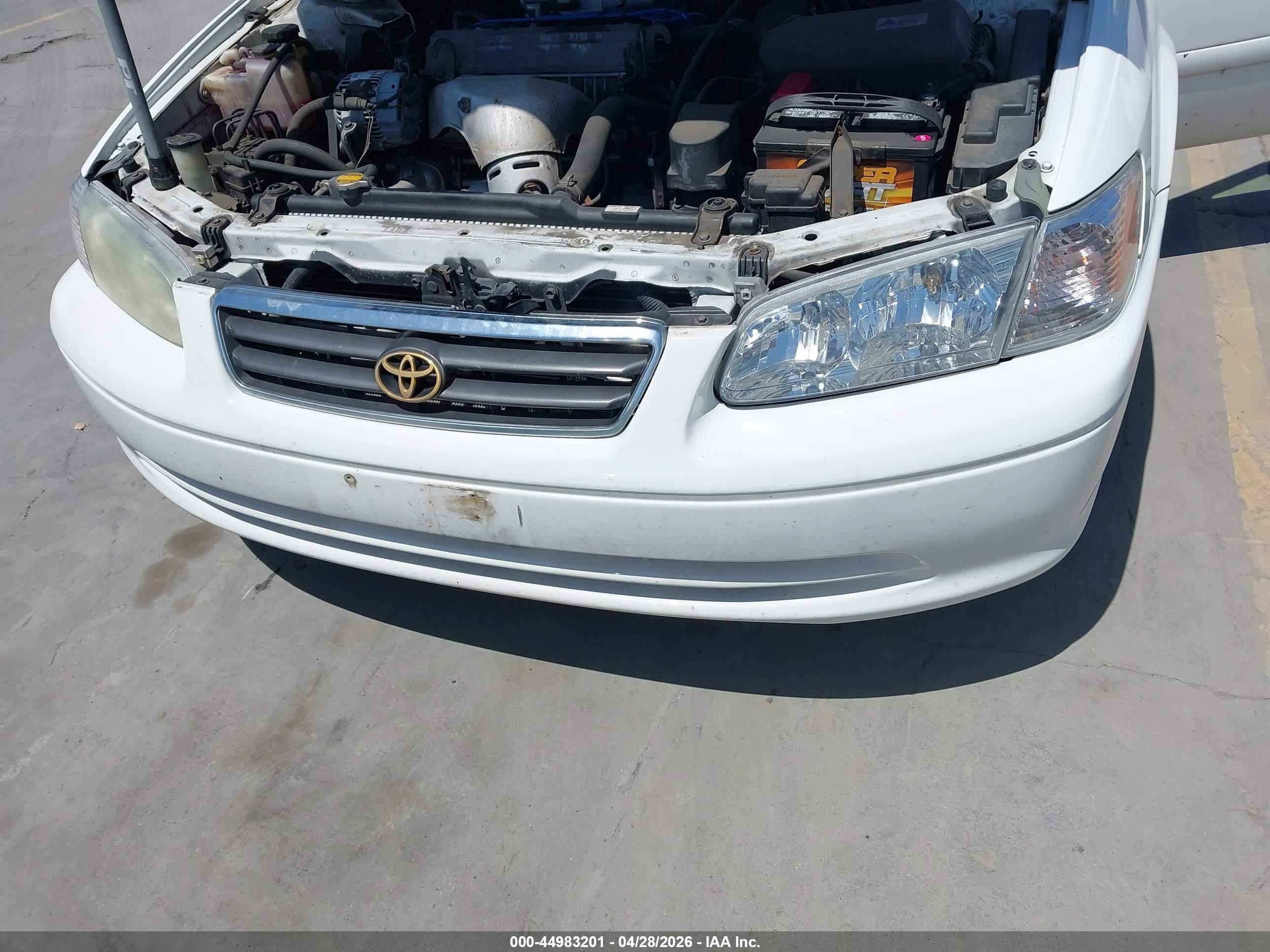 TOYOTA CAMRY image 6