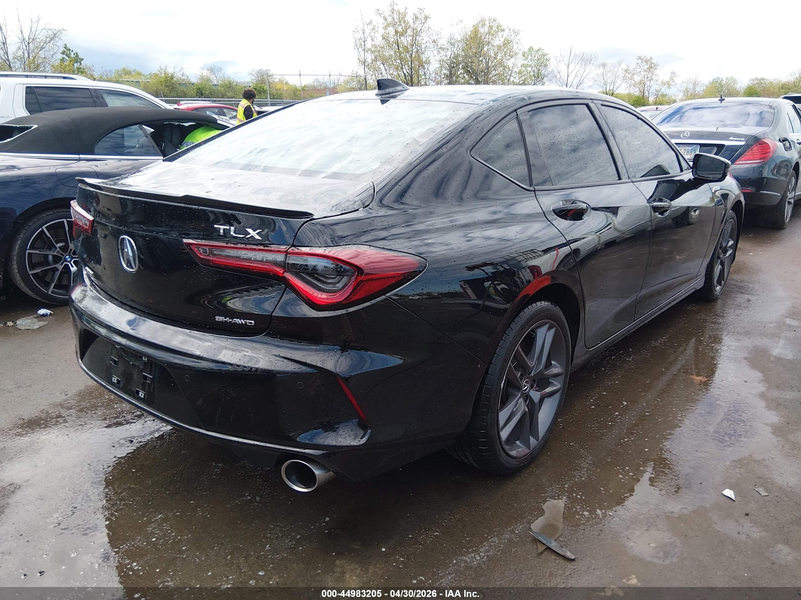 ACURA TLX image 4