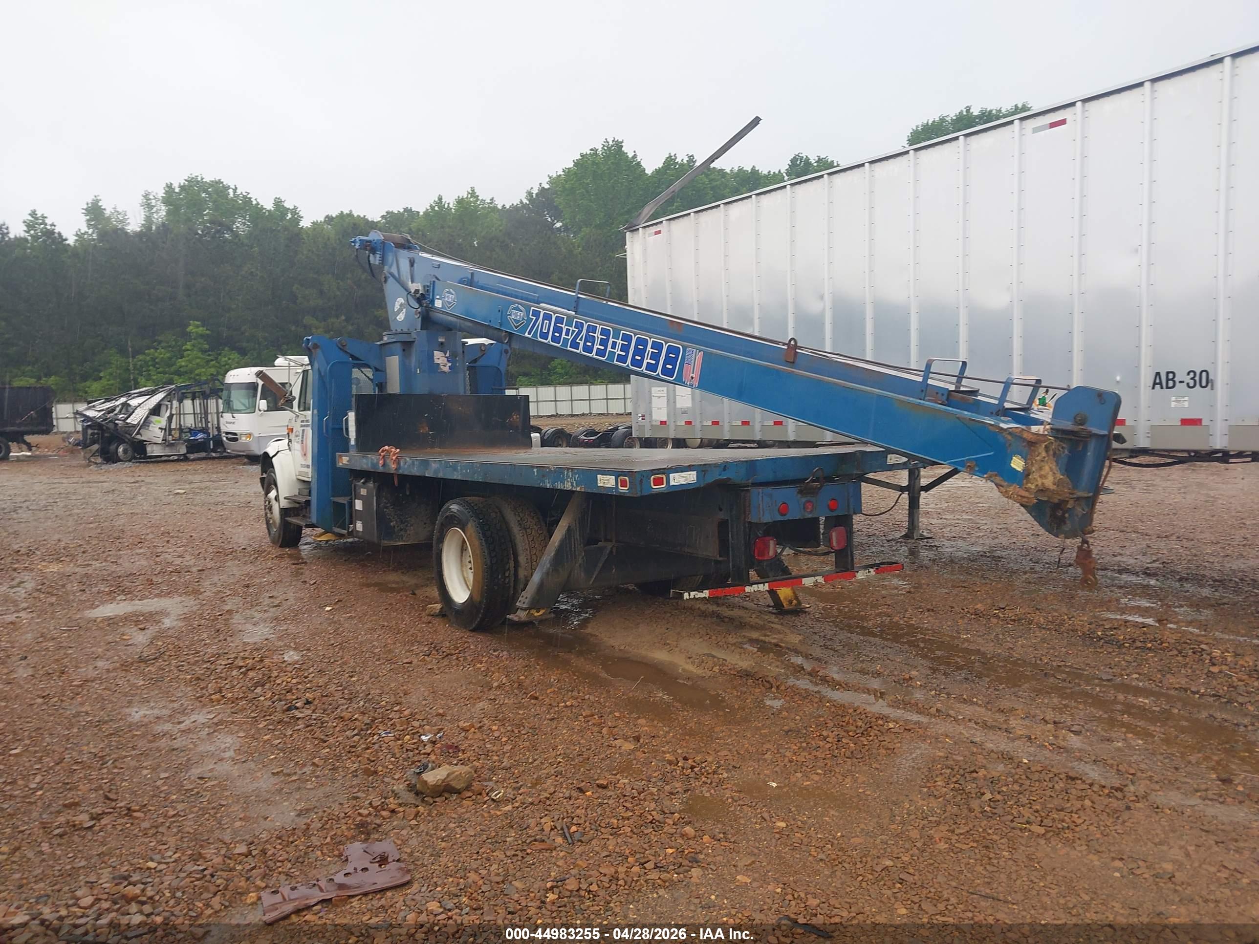 INTERNATIONAL 4000 image 3