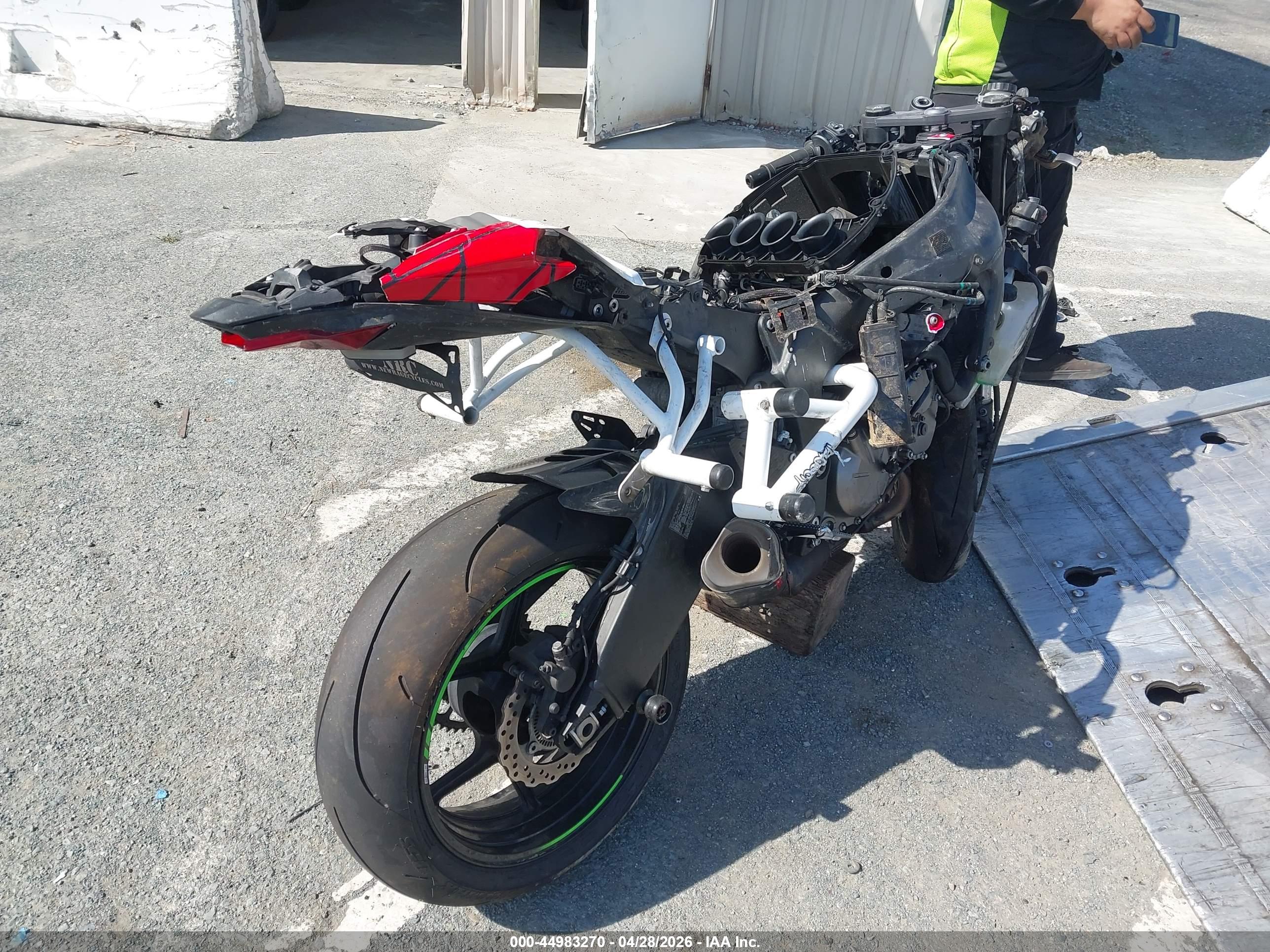 KAWASAKI ZX636 image 4