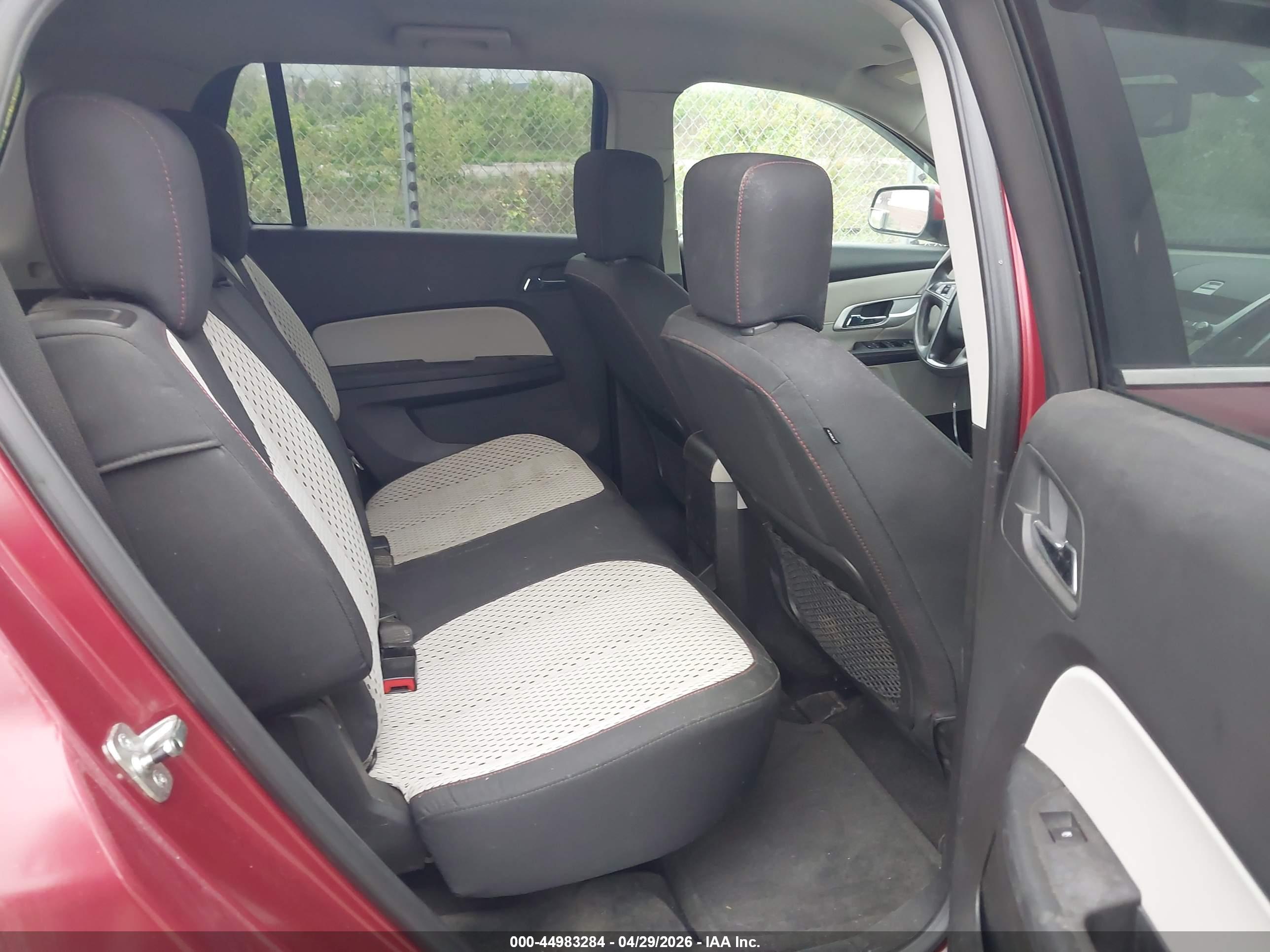 GMC TERRAIN image 8