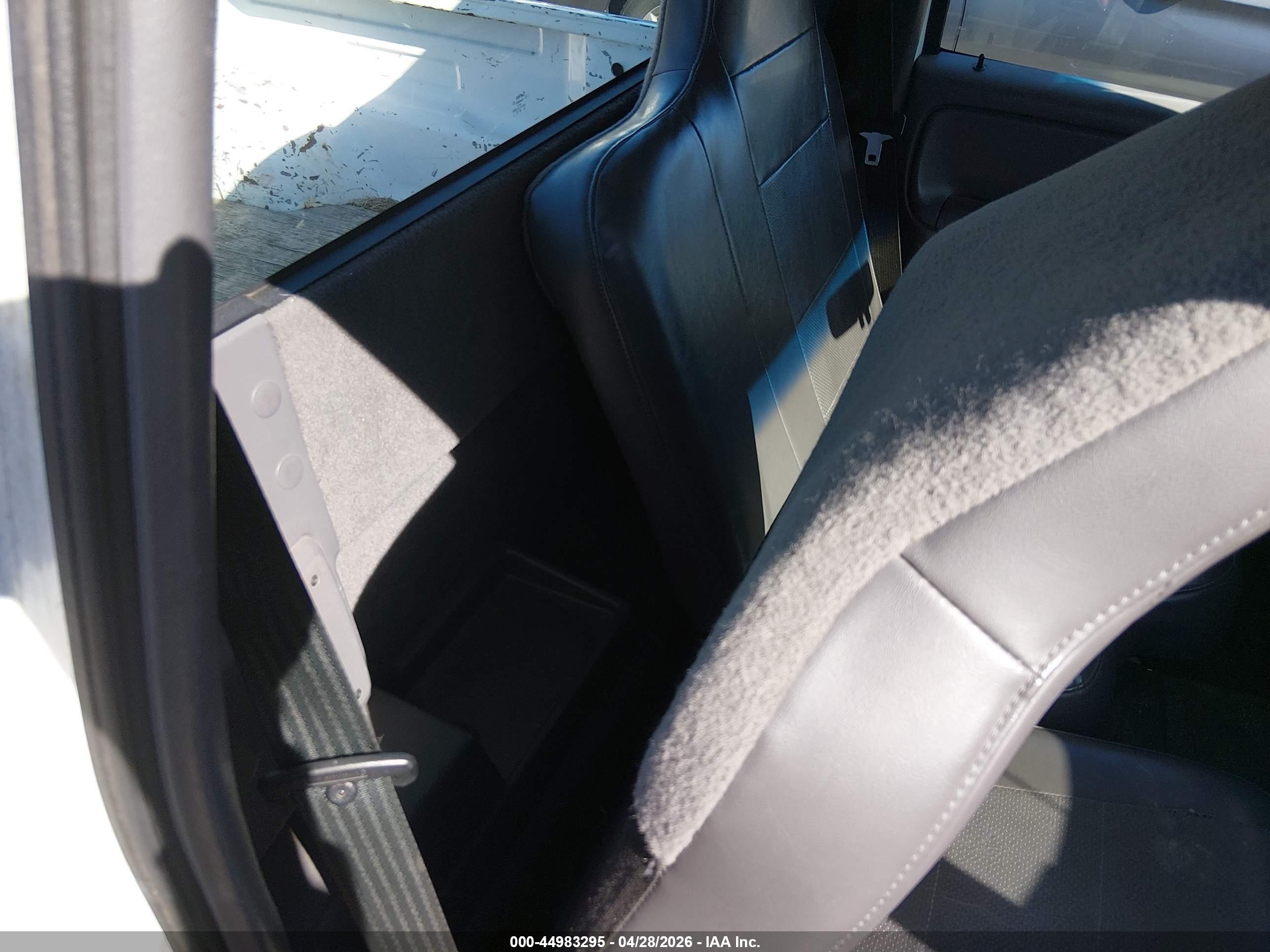 FORD RANGER image 8