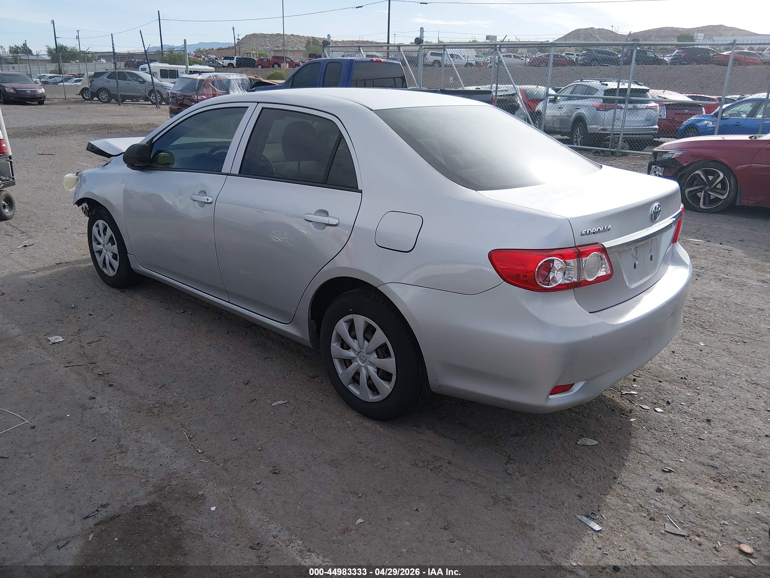 TOYOTA COROLLA image 3