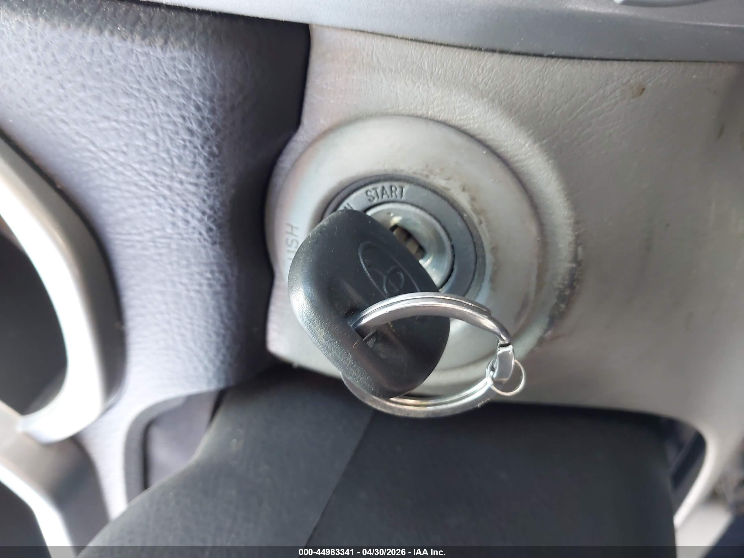 TOYOTA 4RUNNER image 11