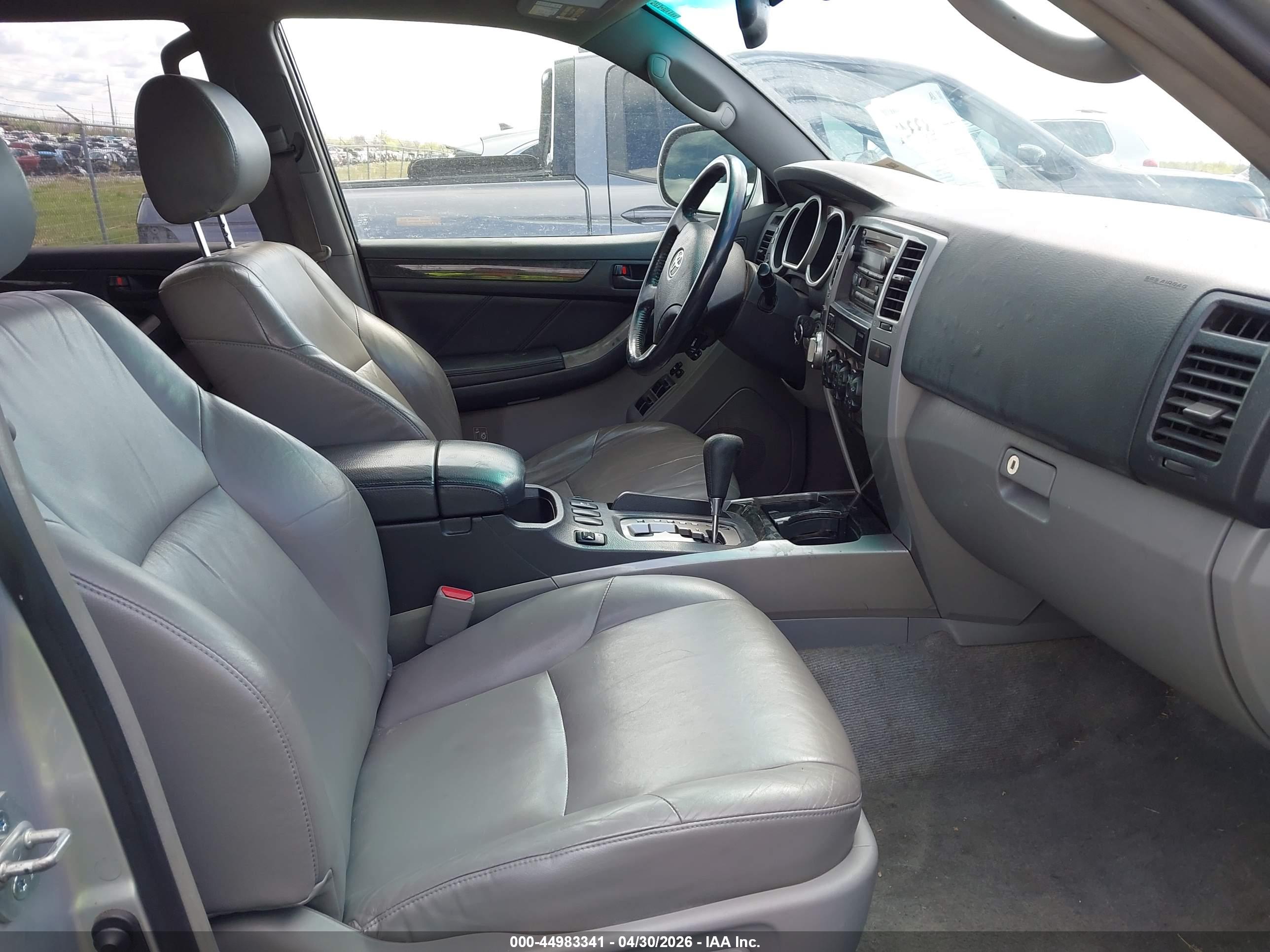 TOYOTA 4RUNNER image 5